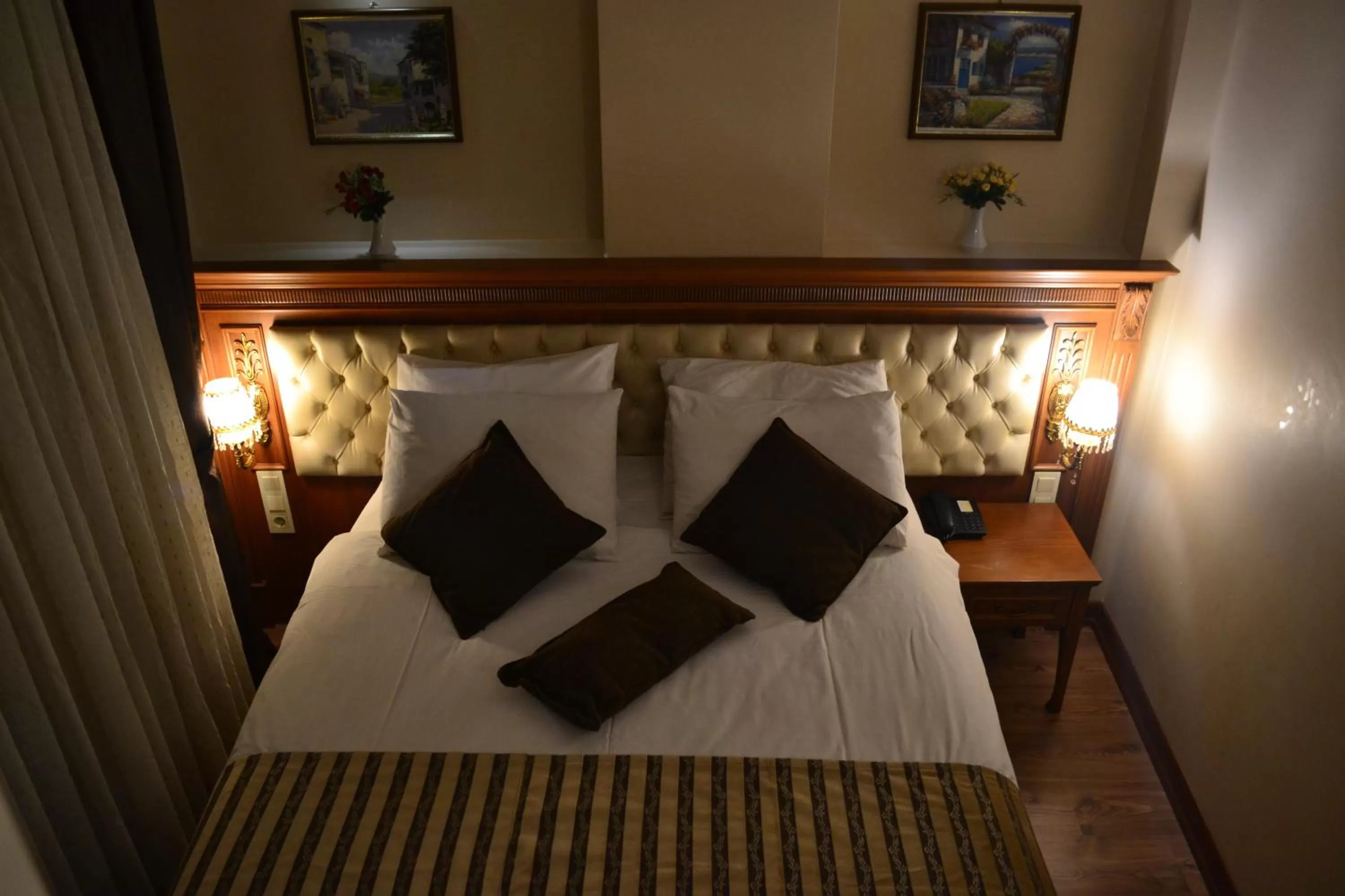 Bed in Seven Days Hotel - İstanbul