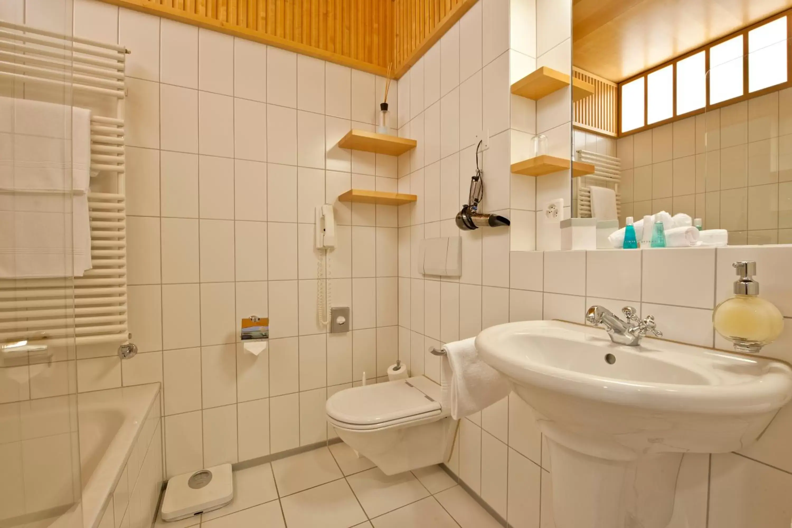 Bathroom in Hotel Schweizerhof St. Moritz