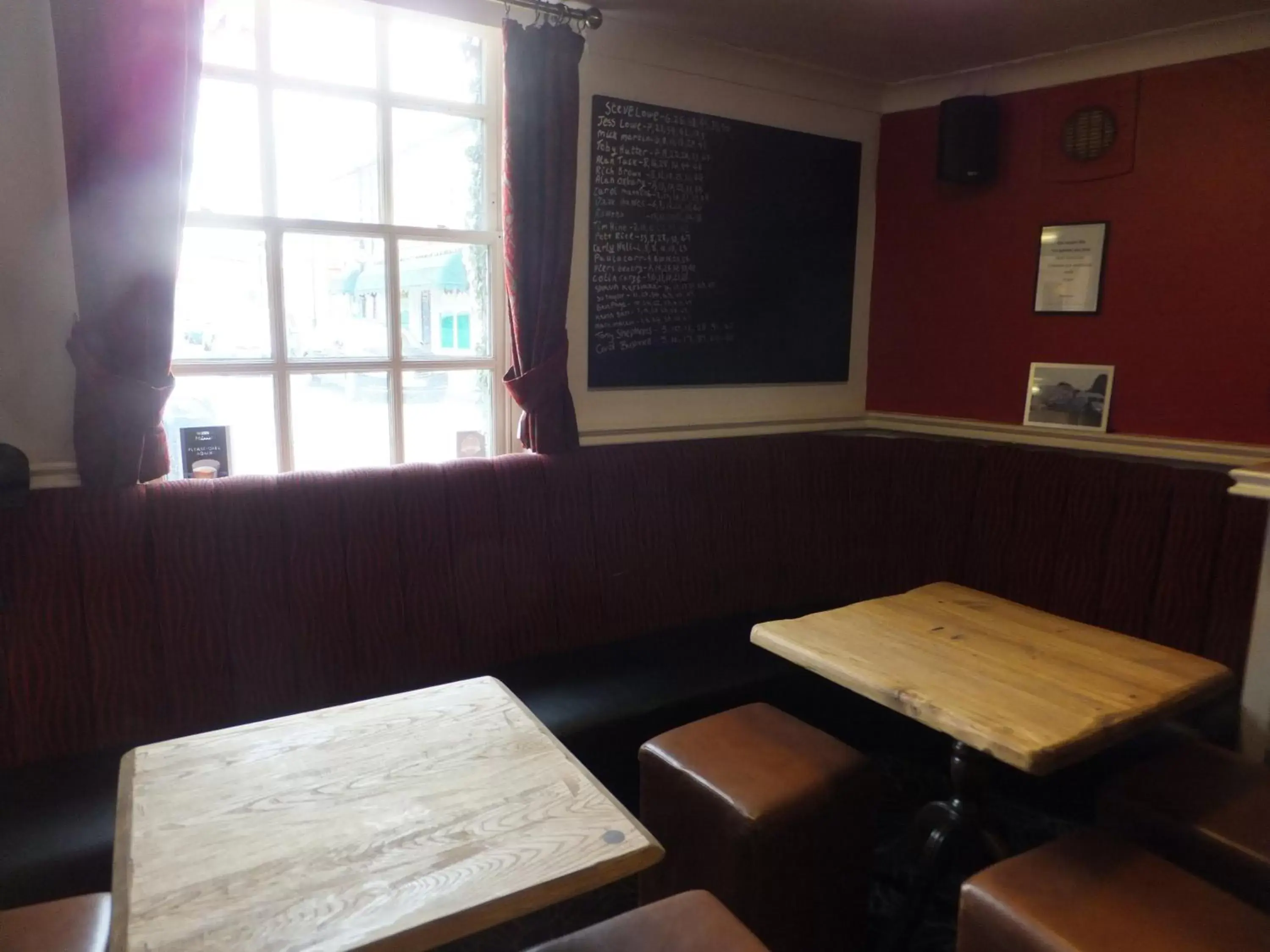 Lounge or bar, Restaurant/Places to Eat in The Red Lion, Stretham