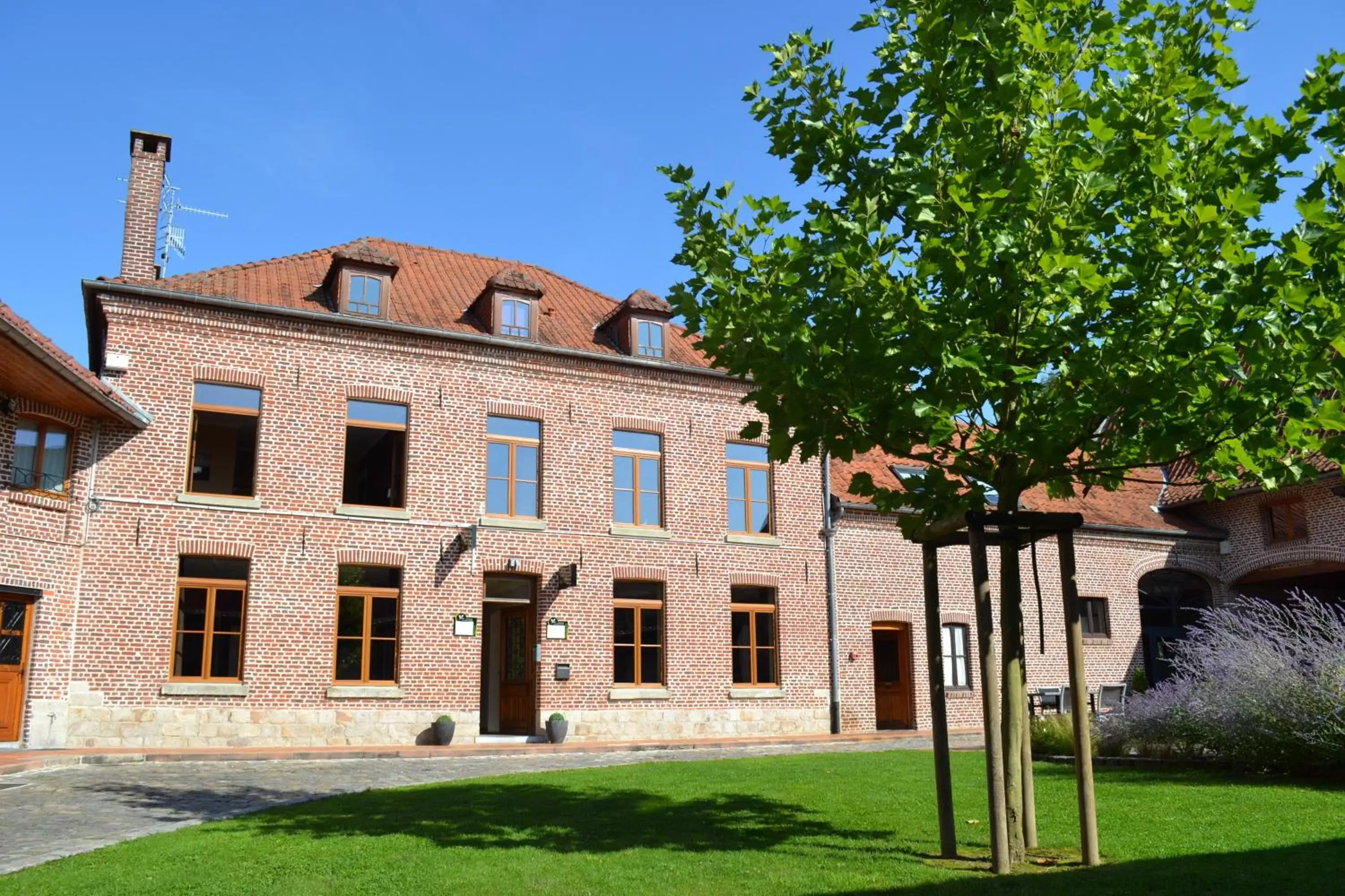 Facade/entrance, Property Building in Le Domaine des Cigognes