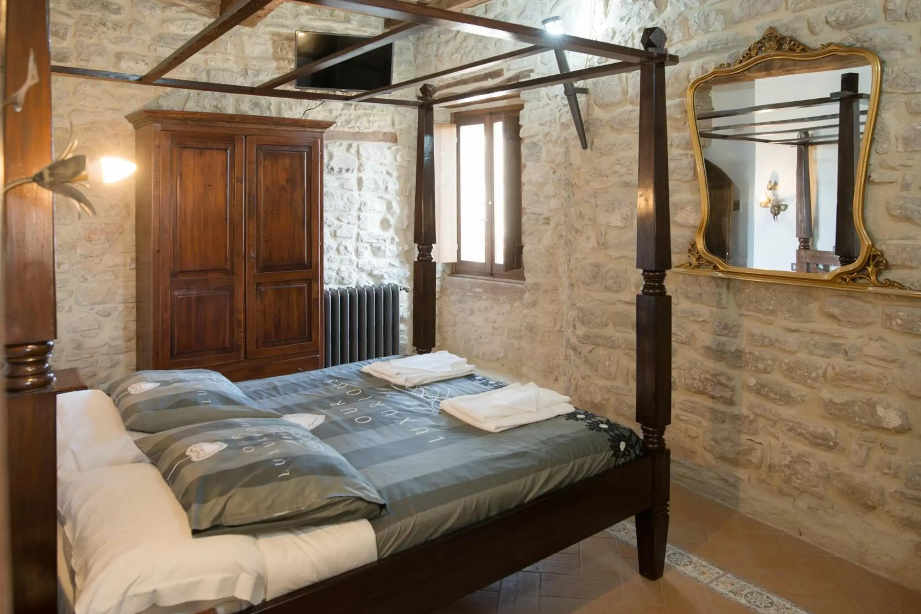 Bedroom, Bed in Castello Di Giomici