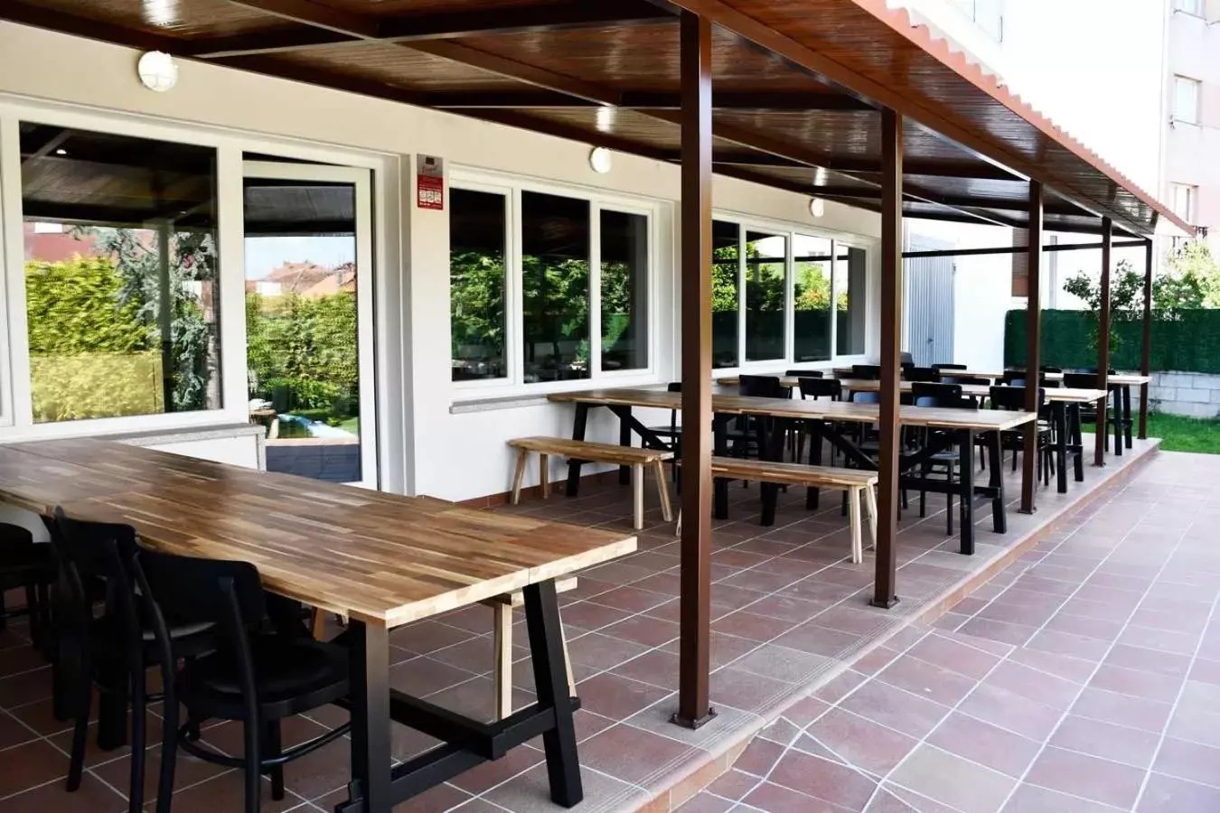 Balcony/Terrace, Restaurant/Places to Eat in Pincheiro Apartamentos Turísticos