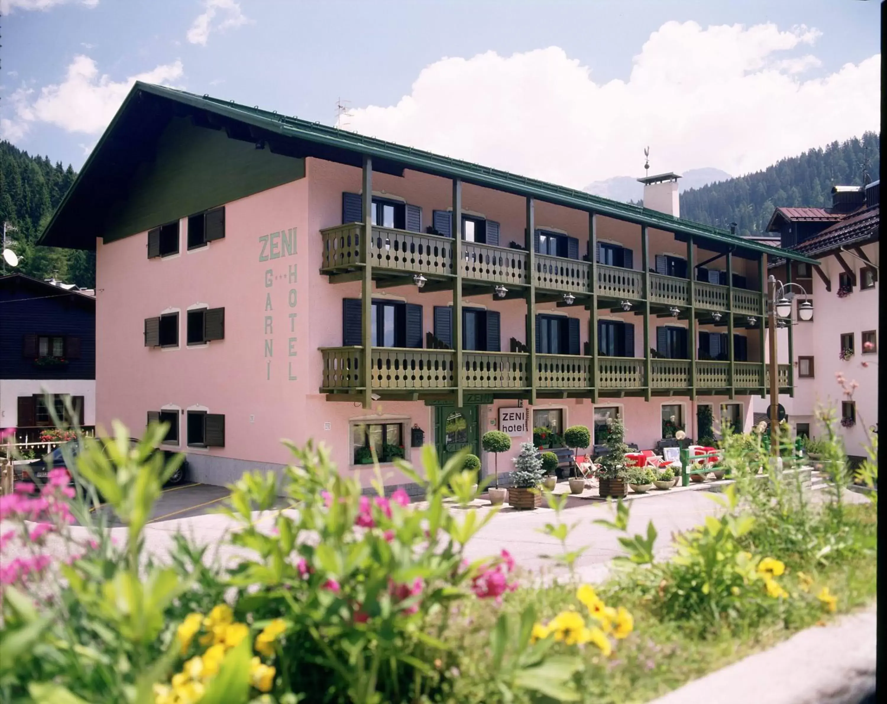 Property Building in Hotel Zeni