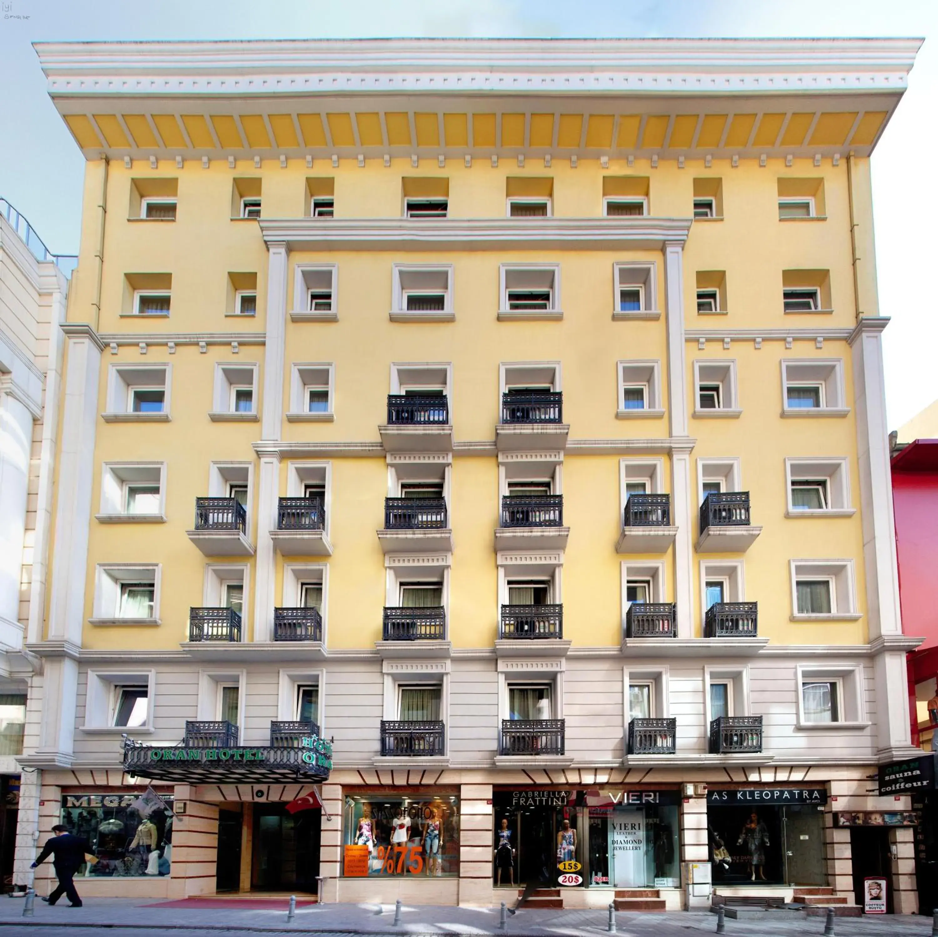 Facade/entrance, Property Building in Oran Hotel