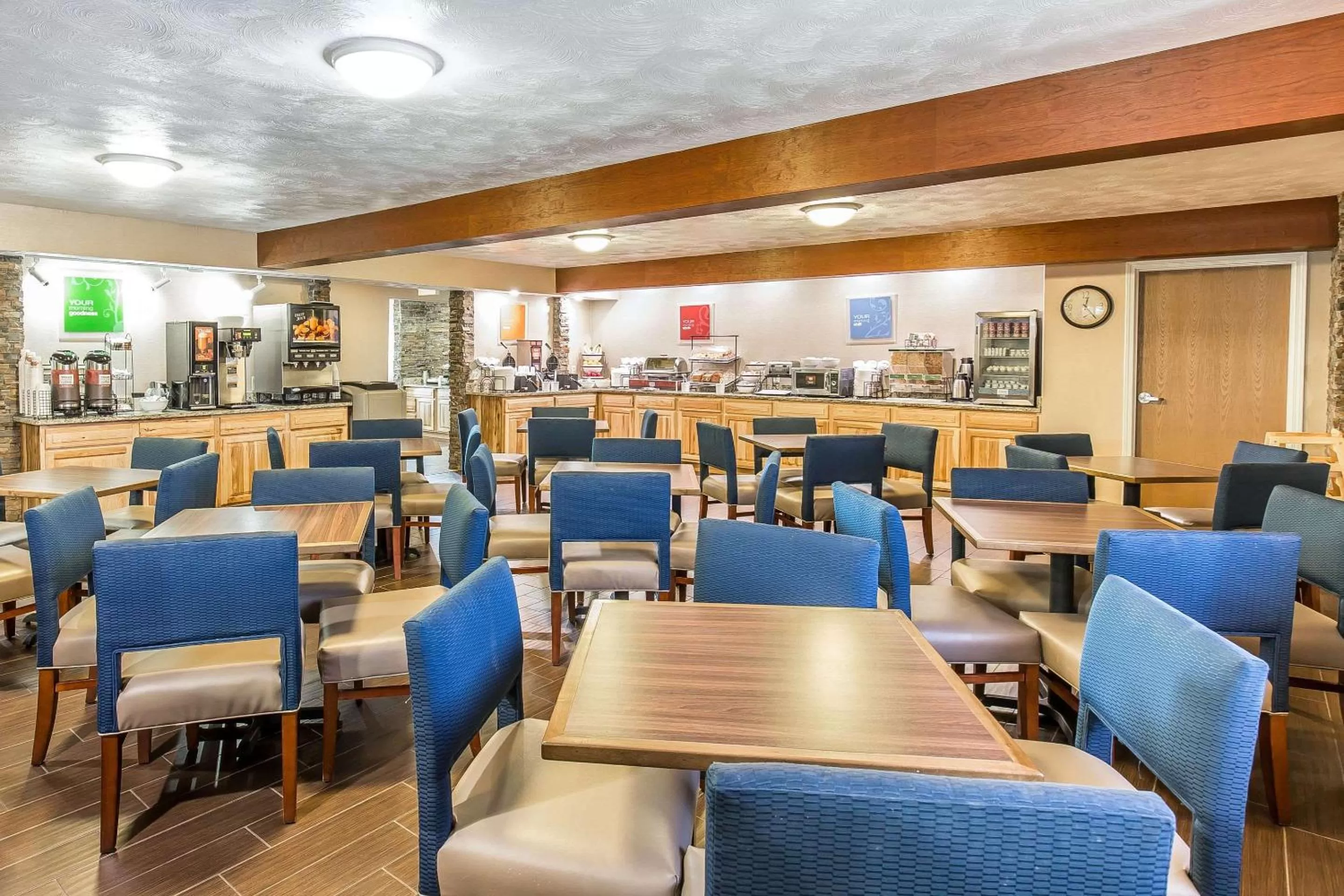 Restaurant/places to eat in Comfort Inn Green River National Park Area