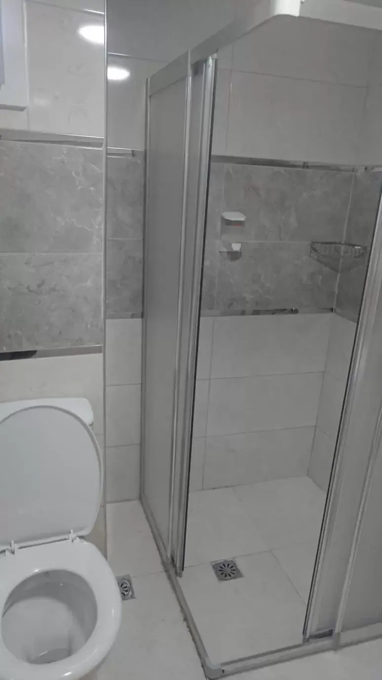 Family Room with Bathroom in Ali's Pension ada alis Family Room with Bathroom in Ali's Pension ada alis