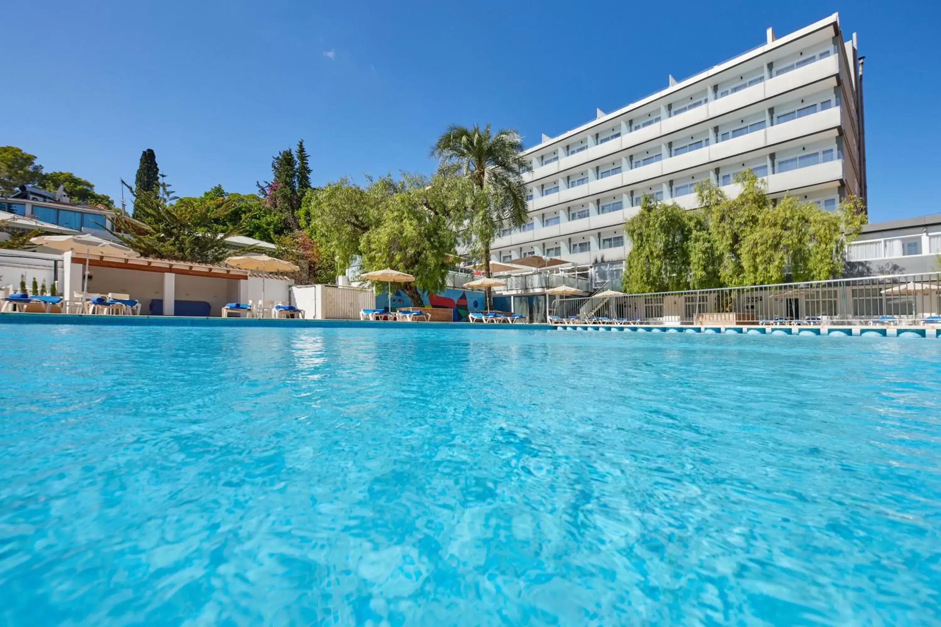 Property building, Swimming Pool in Hotel Joan Miró Museum
