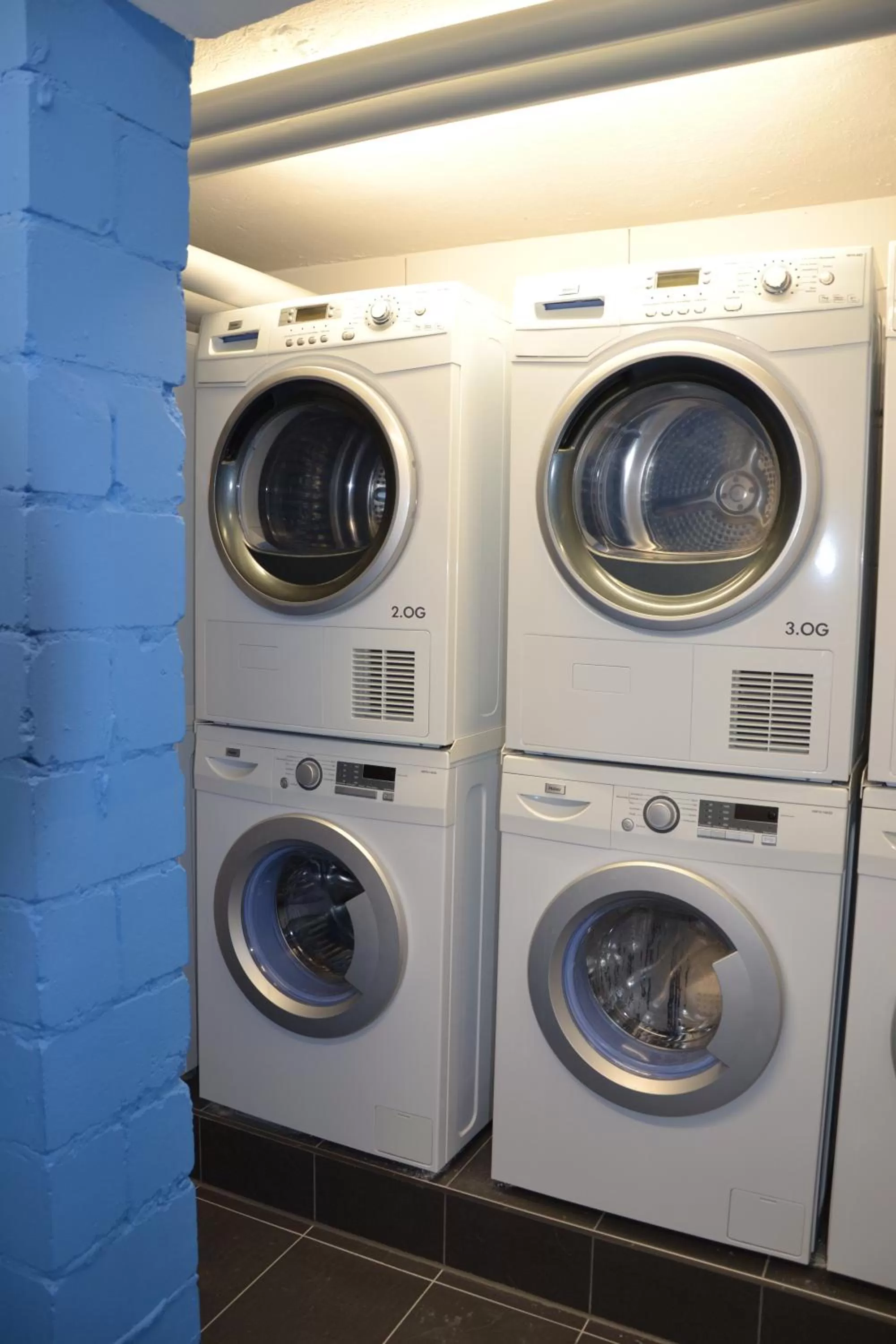 Other in INSIDE Five