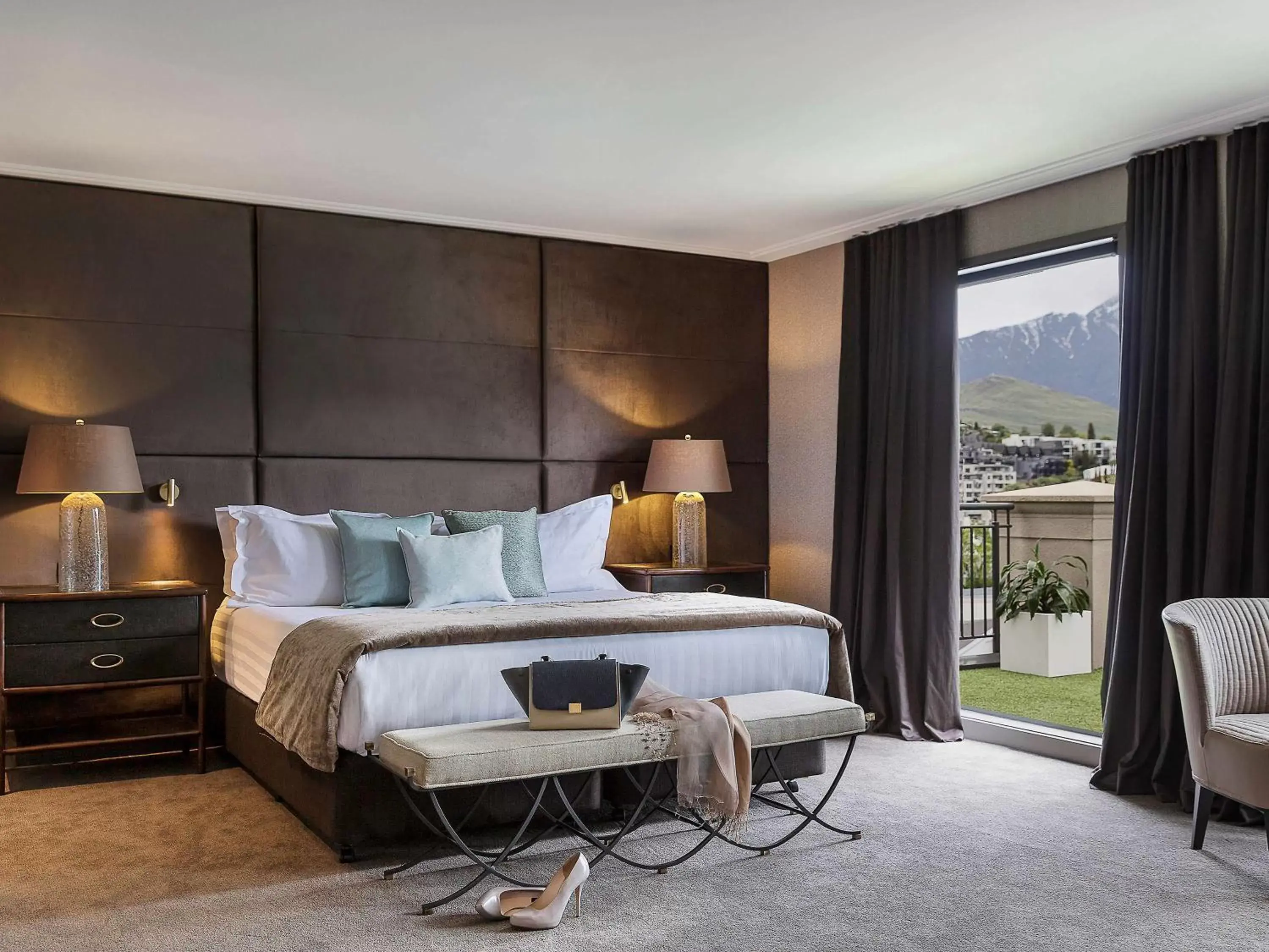 Photo of the whole room, Bed in Sofitel Queenstown Hotel & Spa