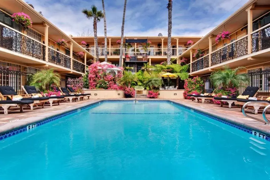 Swimming Pool in 14 West Hotel Laguna Beach