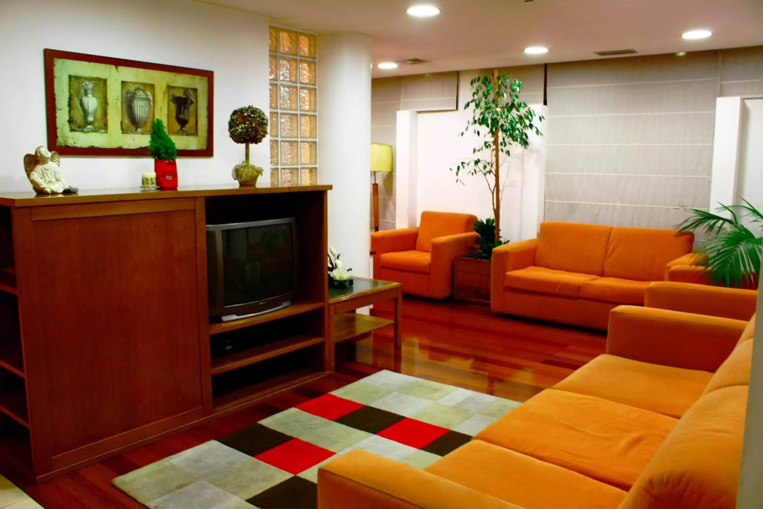Communal lounge/ TV room, Lobby/Reception in Hotel das Taipas