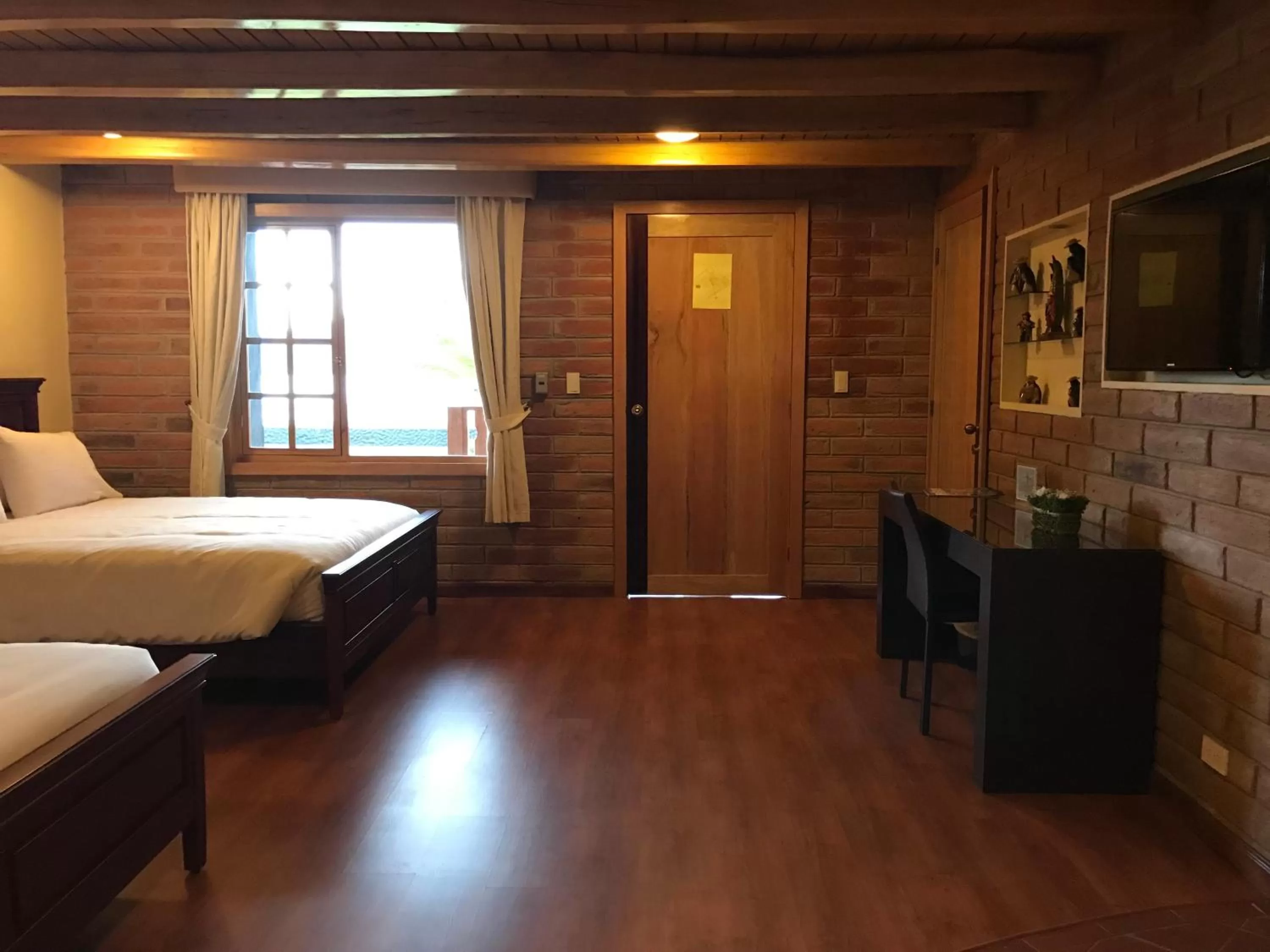 Photo of the whole room, Bed in Puertolago Country Inn & Resort