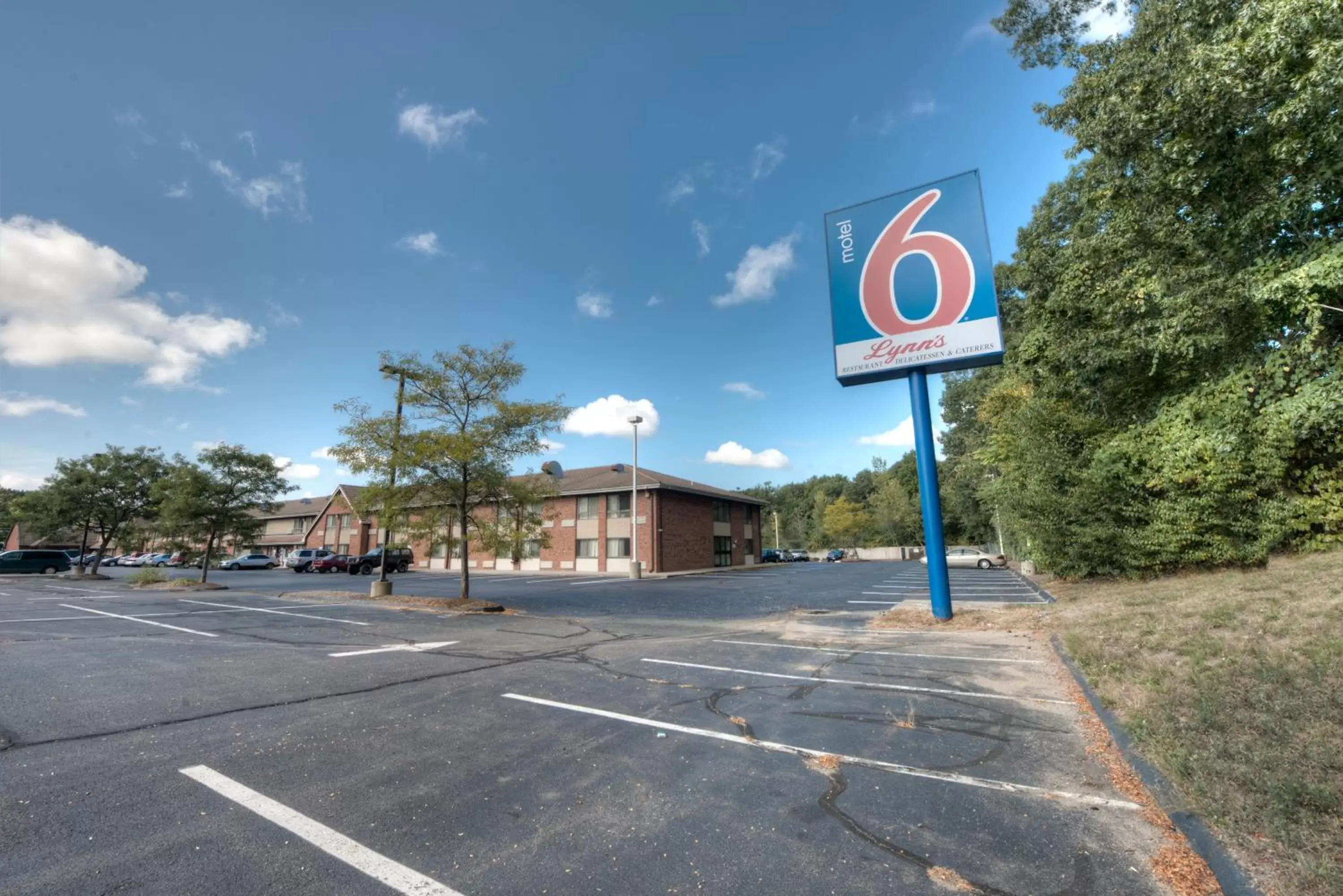 Facade/entrance in Motel 6-Branford, CT - New Haven