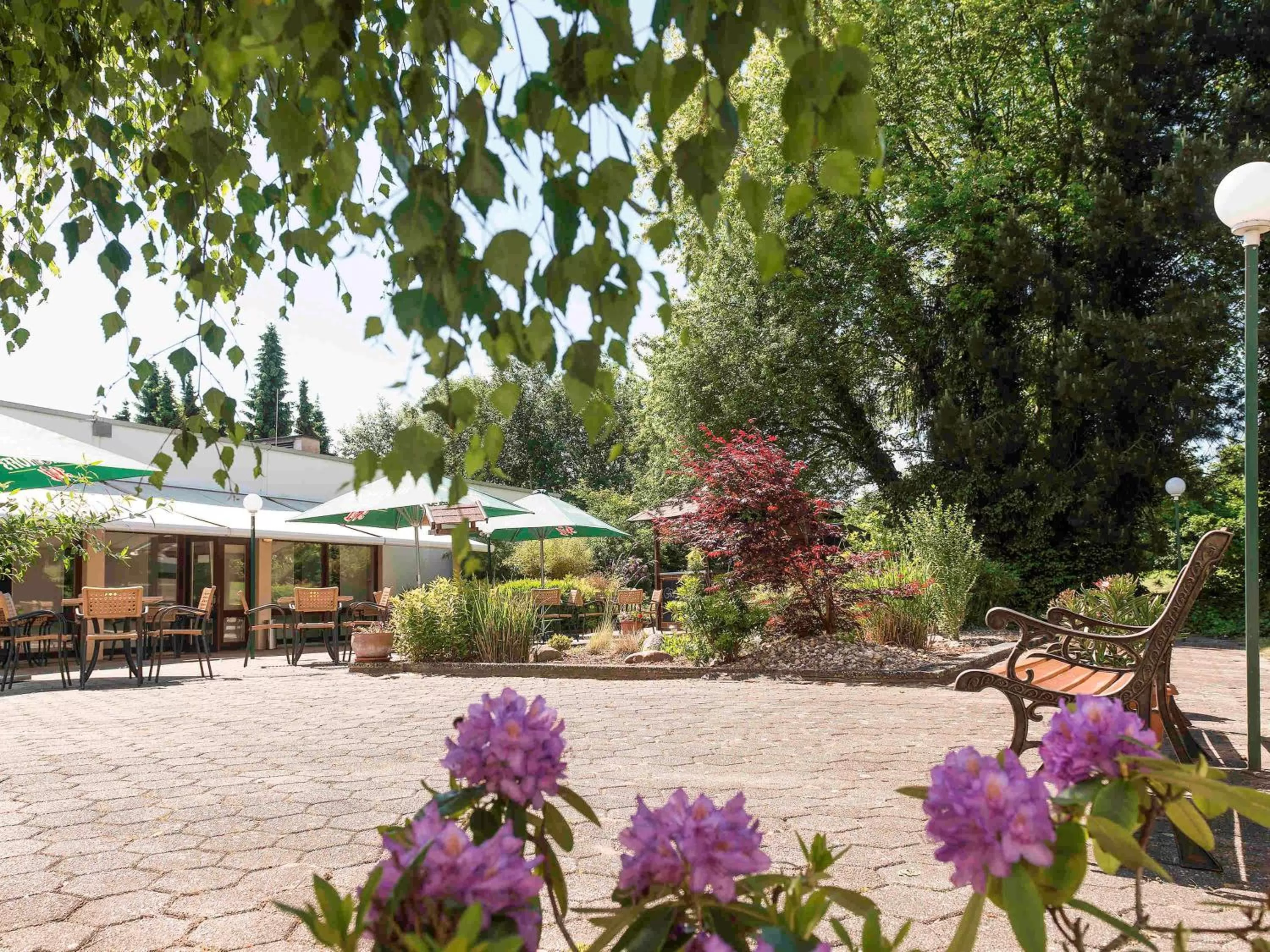 Restaurant/places to eat in ibis Dortmund West