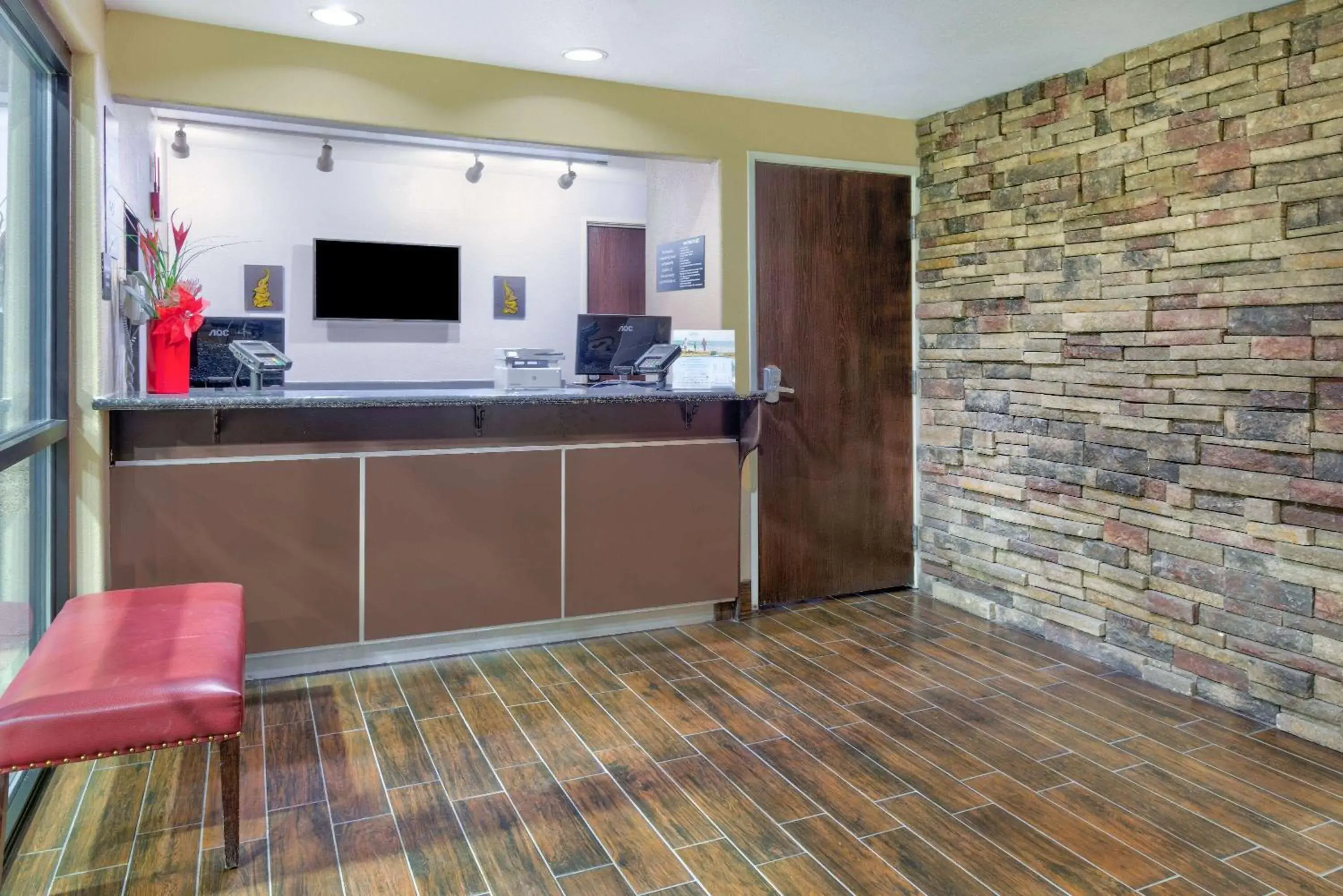 Lobby or reception, Lobby/Reception in Super 8 by Wyndham New Braunfels I-35