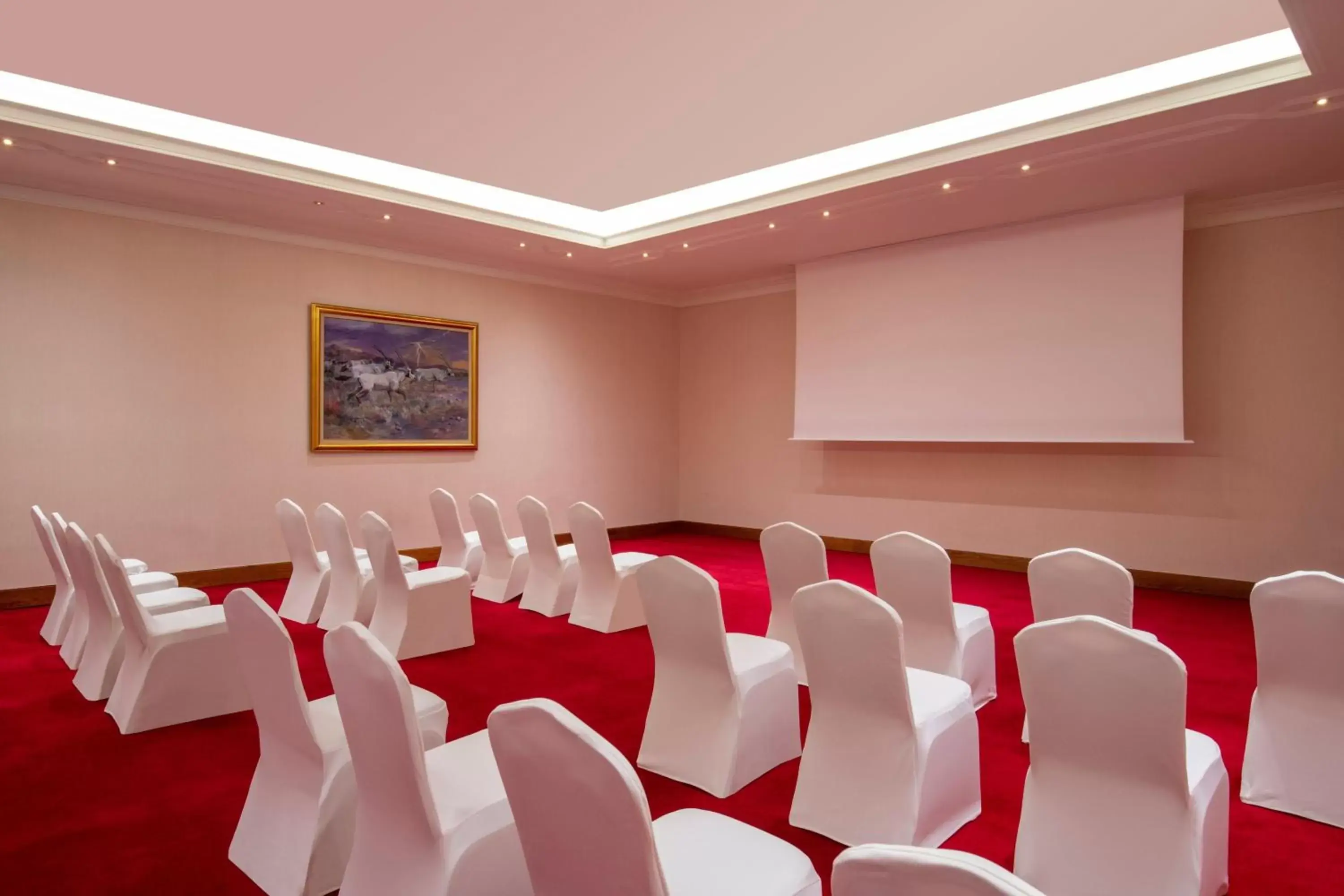 Meeting/conference room in Sheraton Grand Doha Resort & Convention Hotel