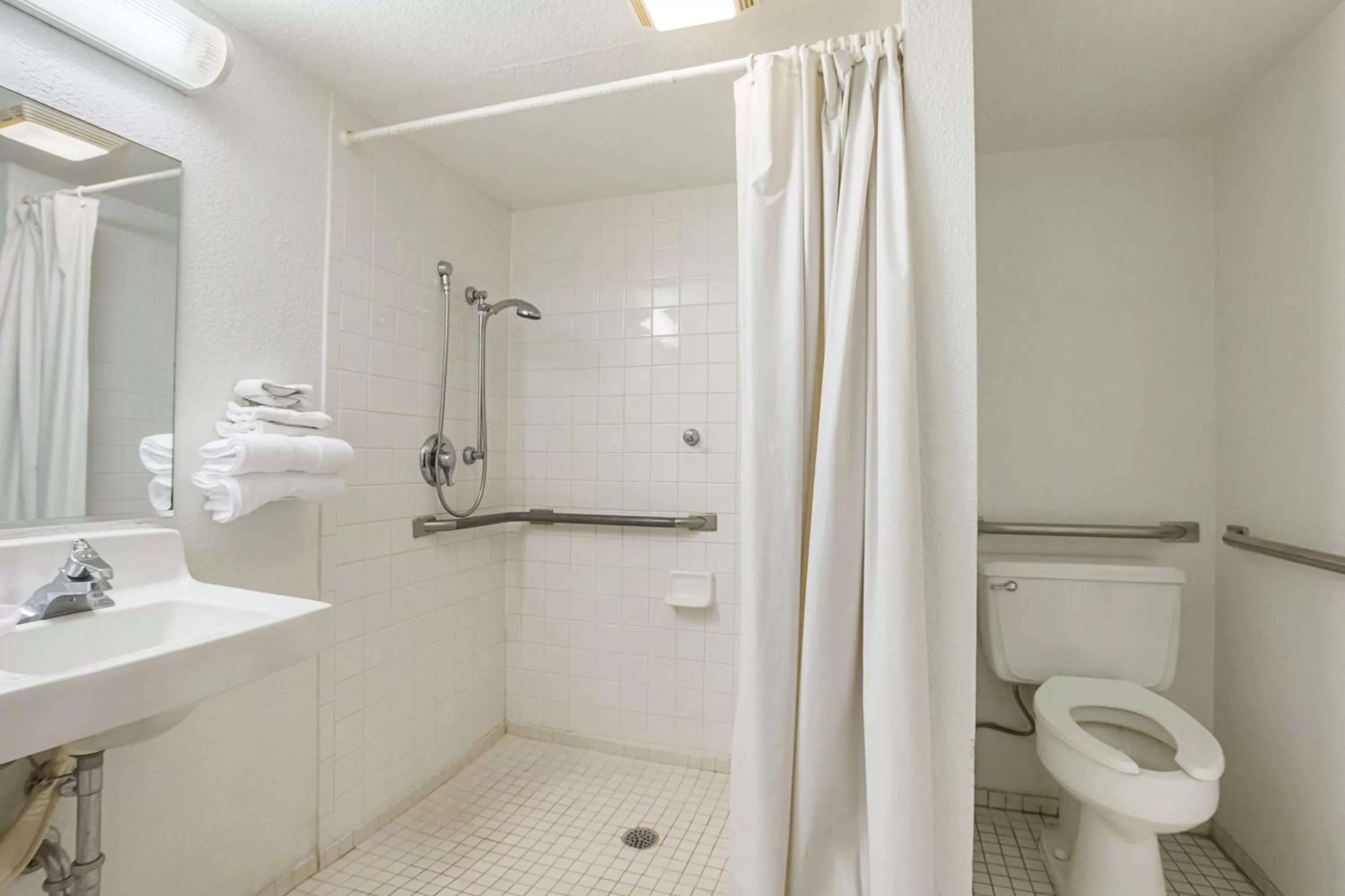 Shower in Motel 6-Rochester, MN