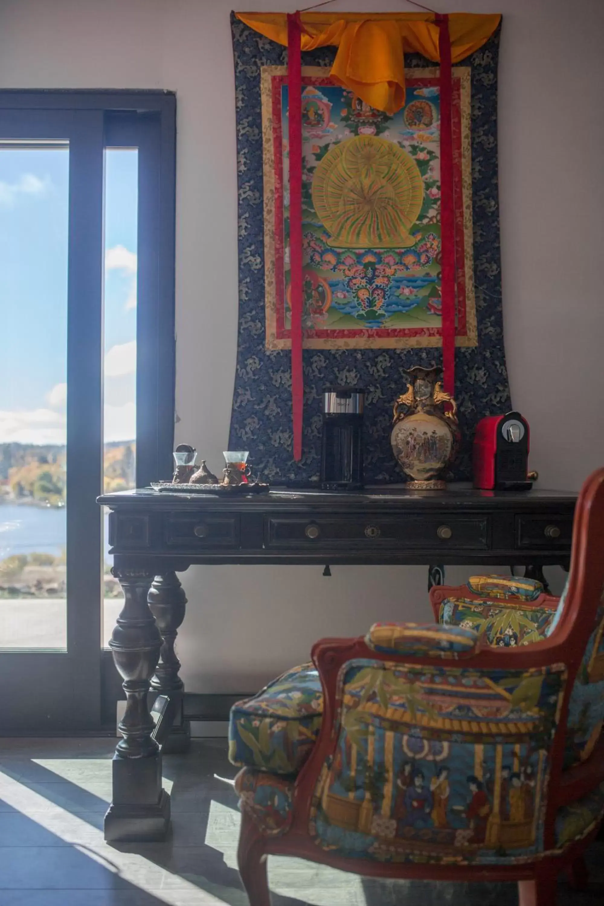 Seating Area in Quiet Mind Mountain Lodge, Retreat & Spa