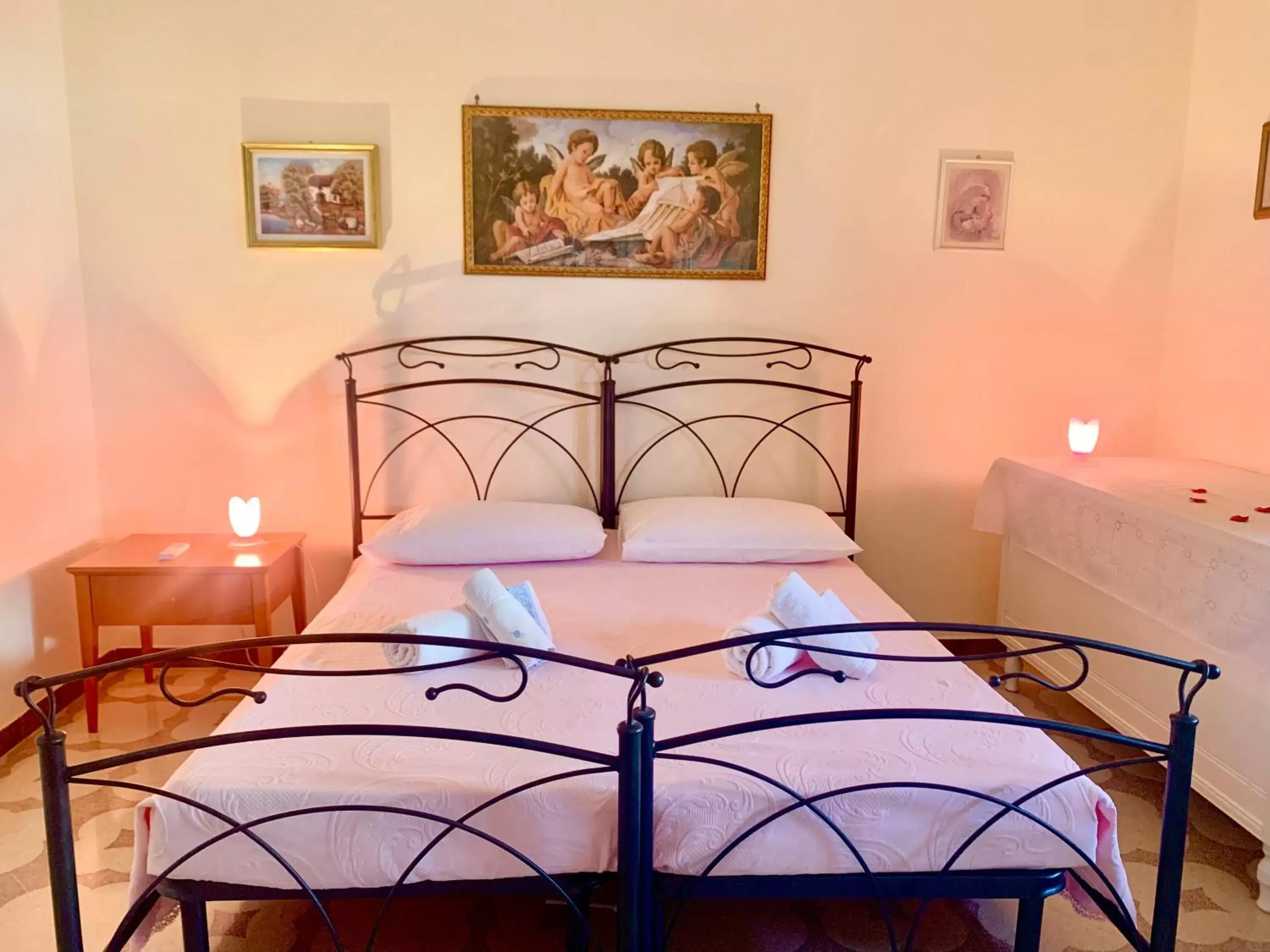 Bed in Bed & Breakfast Acquamarina