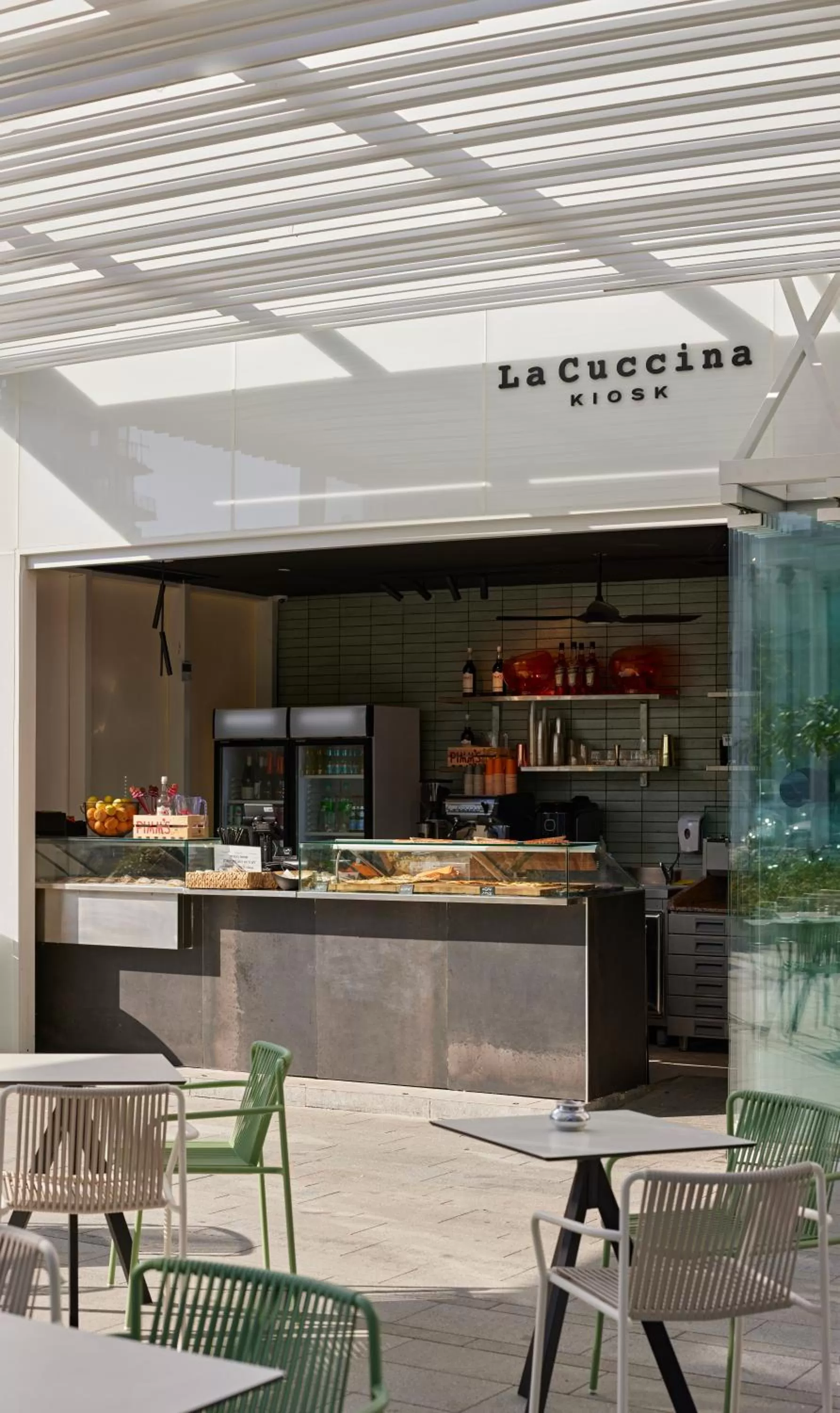 Restaurant/places to eat in Port Tower by Isrotel Design