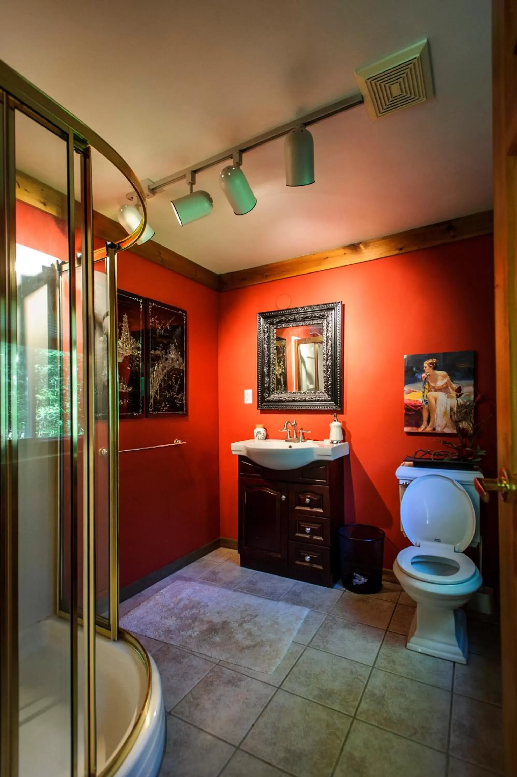 Bathroom in Shambhala Bed and Breakfast