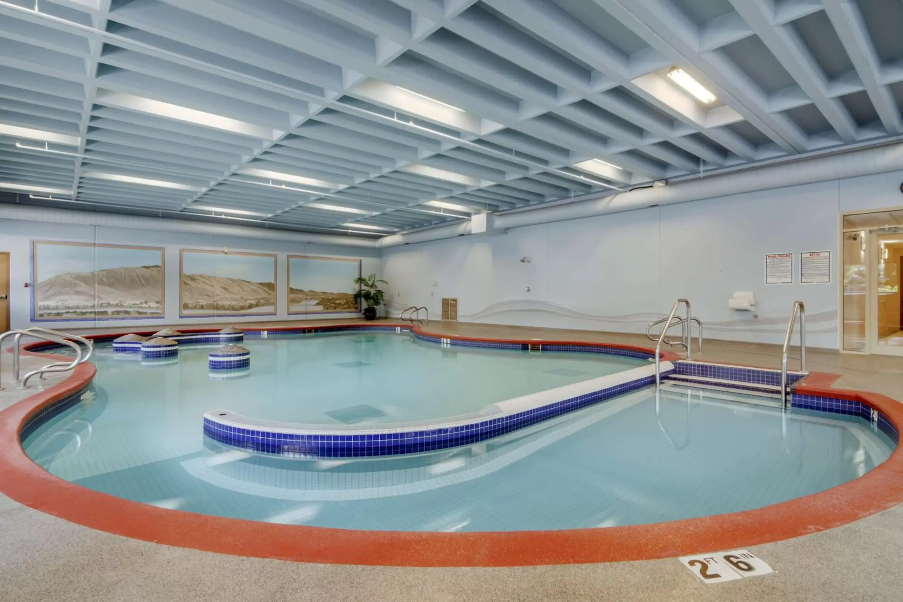 Pool view, Swimming Pool in Best Western Plus Kamloops Hotel