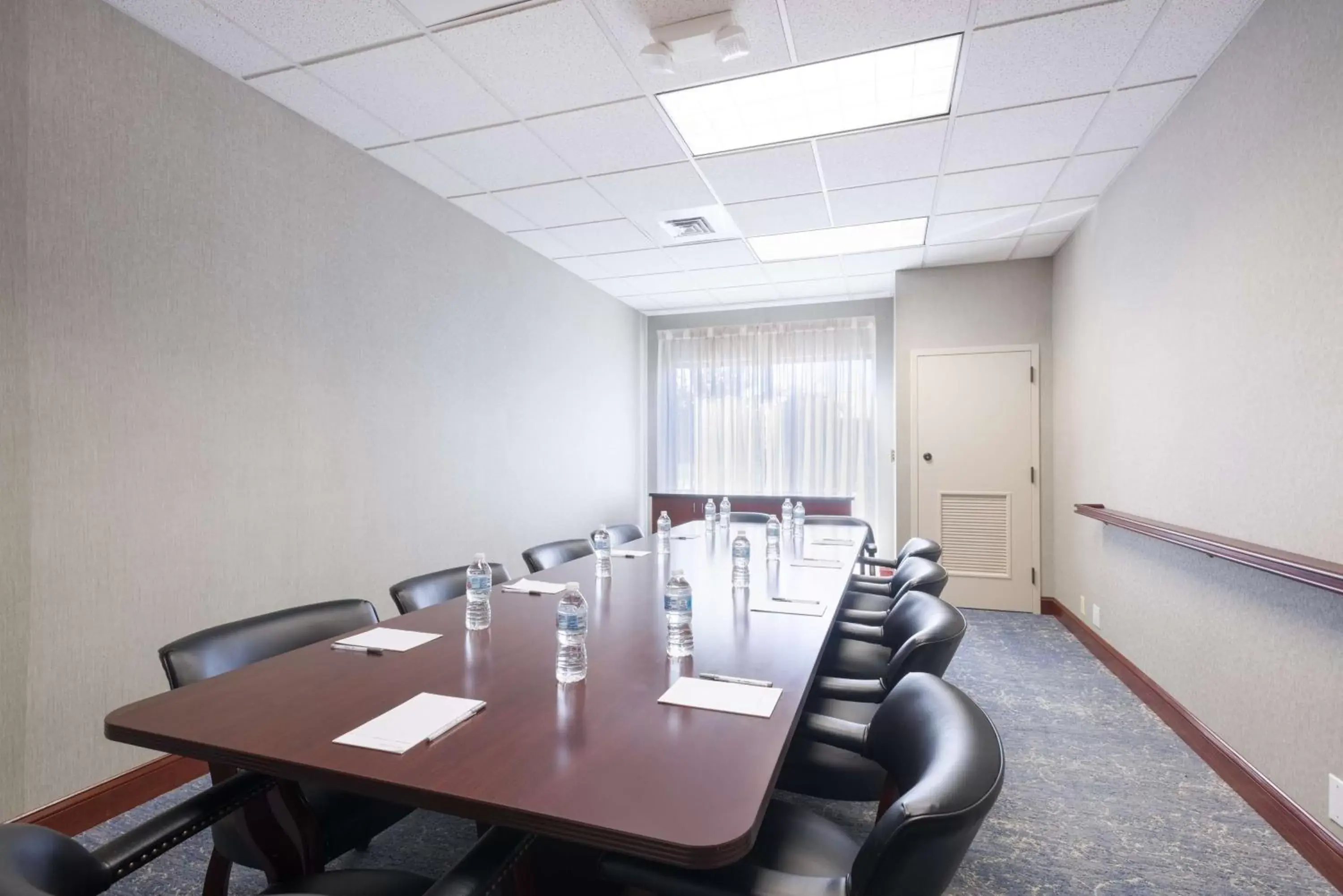 Meeting/conference room in Hampton Inn Mount Airy