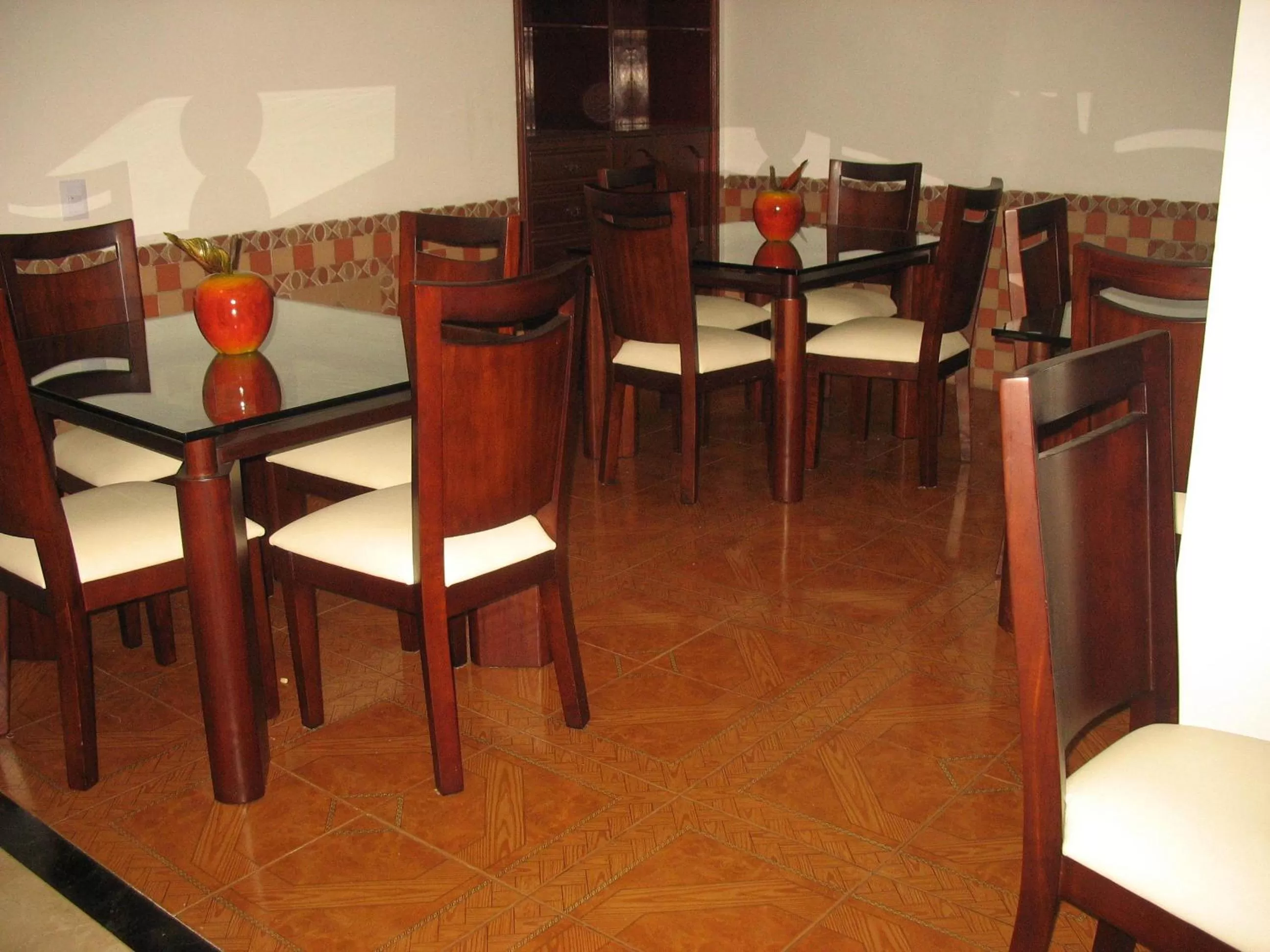 Restaurant/places to eat in Hotel Palonegro