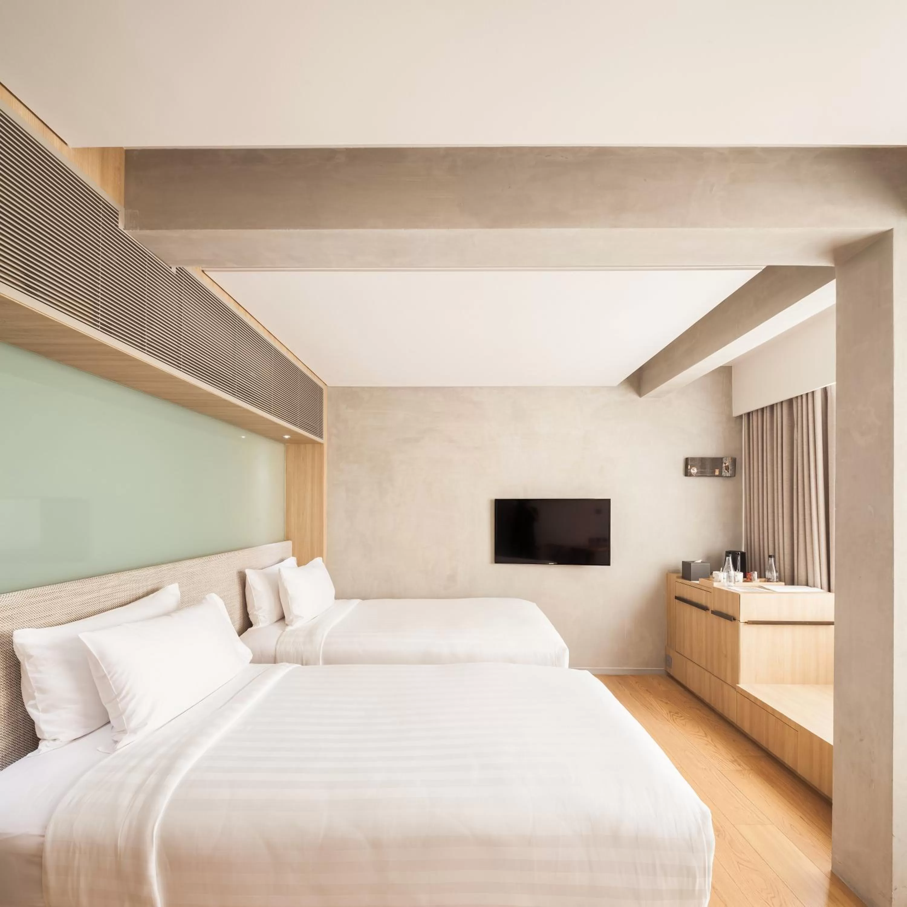 Photo of the whole room, Bed in Ad Lib Hotel Bangkok