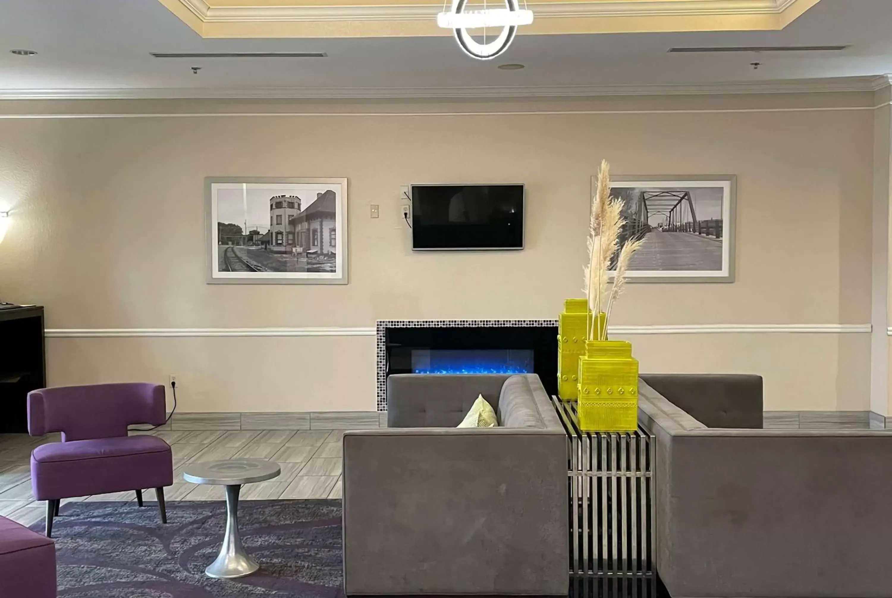 Lobby or reception in La Quinta by Wyndham Waxahachie Lobby or reception in La Quinta by Wyndham Waxahachie