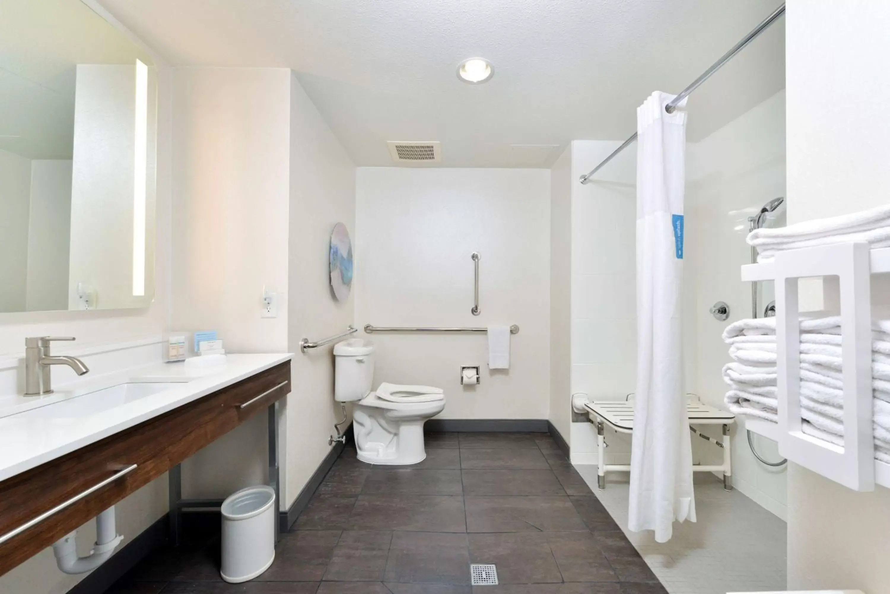 Bathroom in Hampton Inn & Suites Las Vegas Airport
