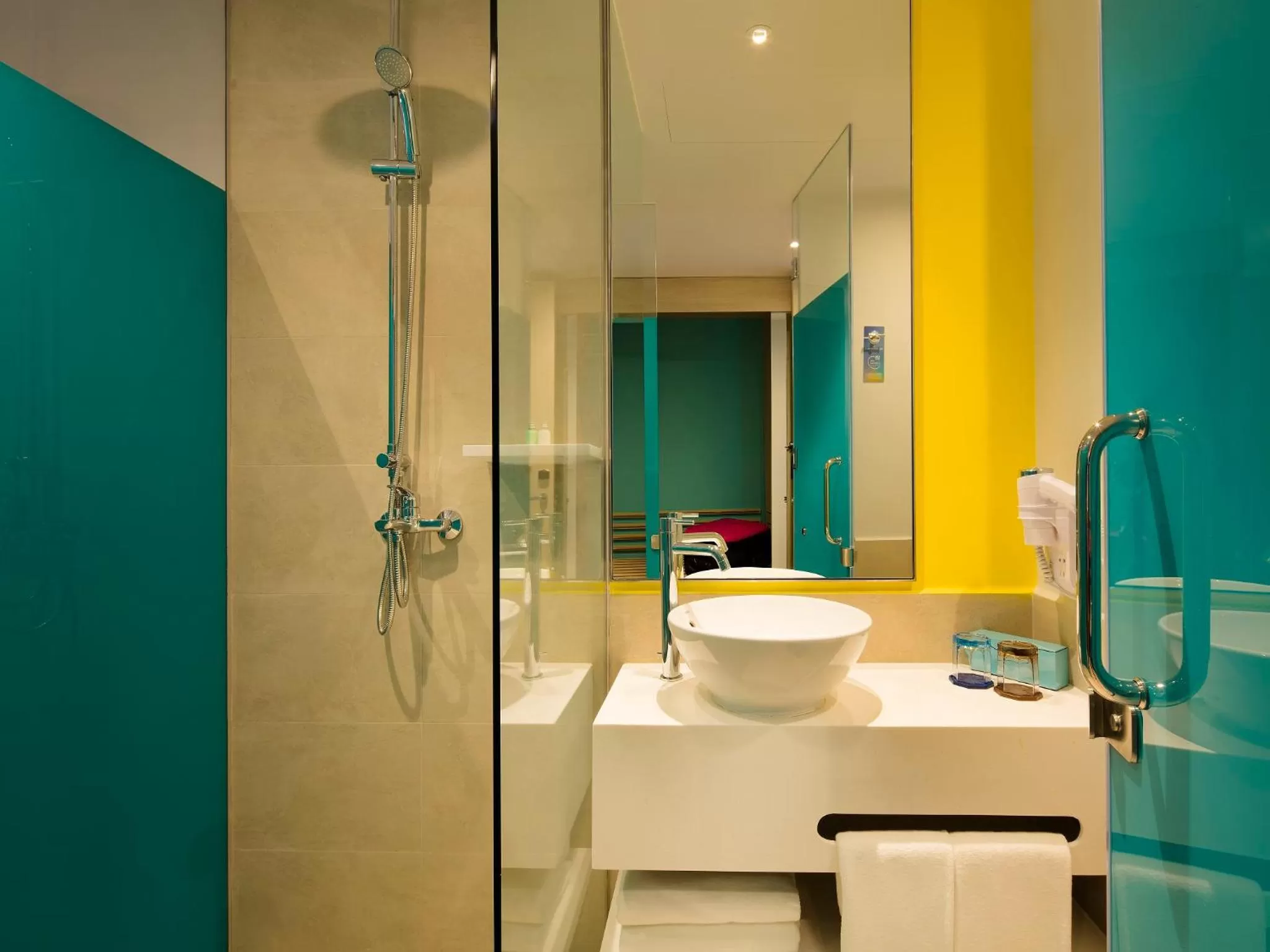 Shower in ibis Styles Nha Trang