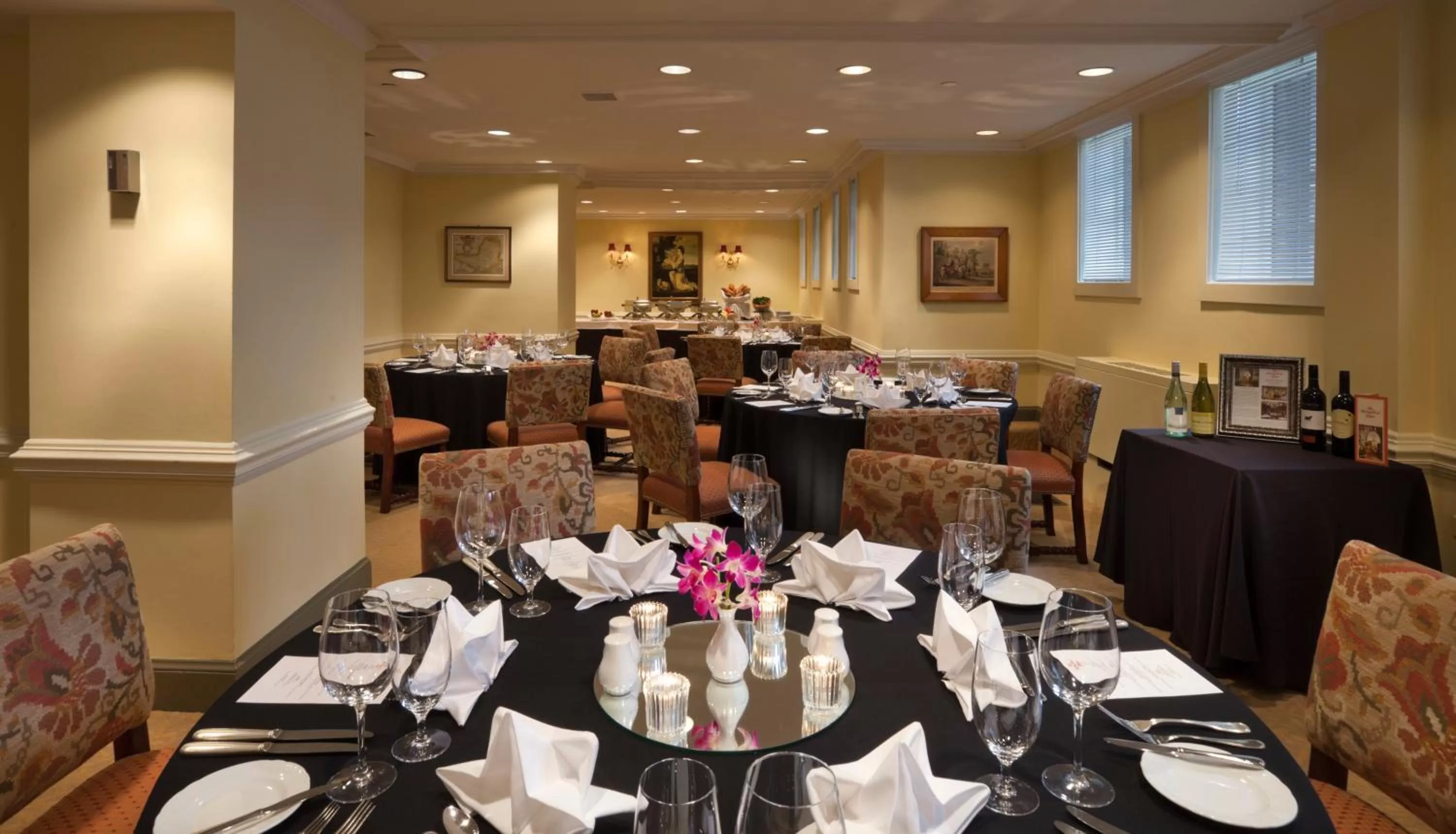 Banquet/Function facilities in Henley Park Hotel