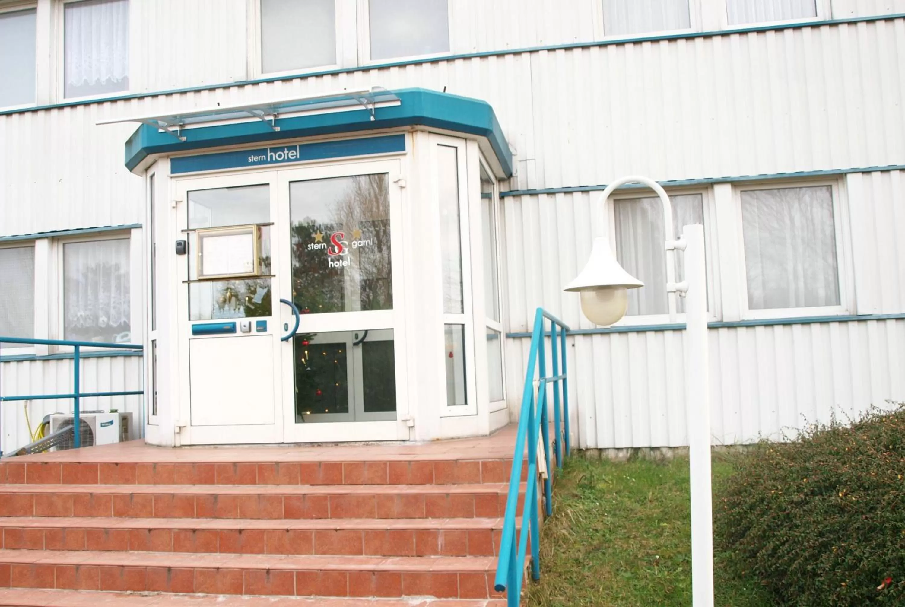 Facade/entrance in Stern Hotel