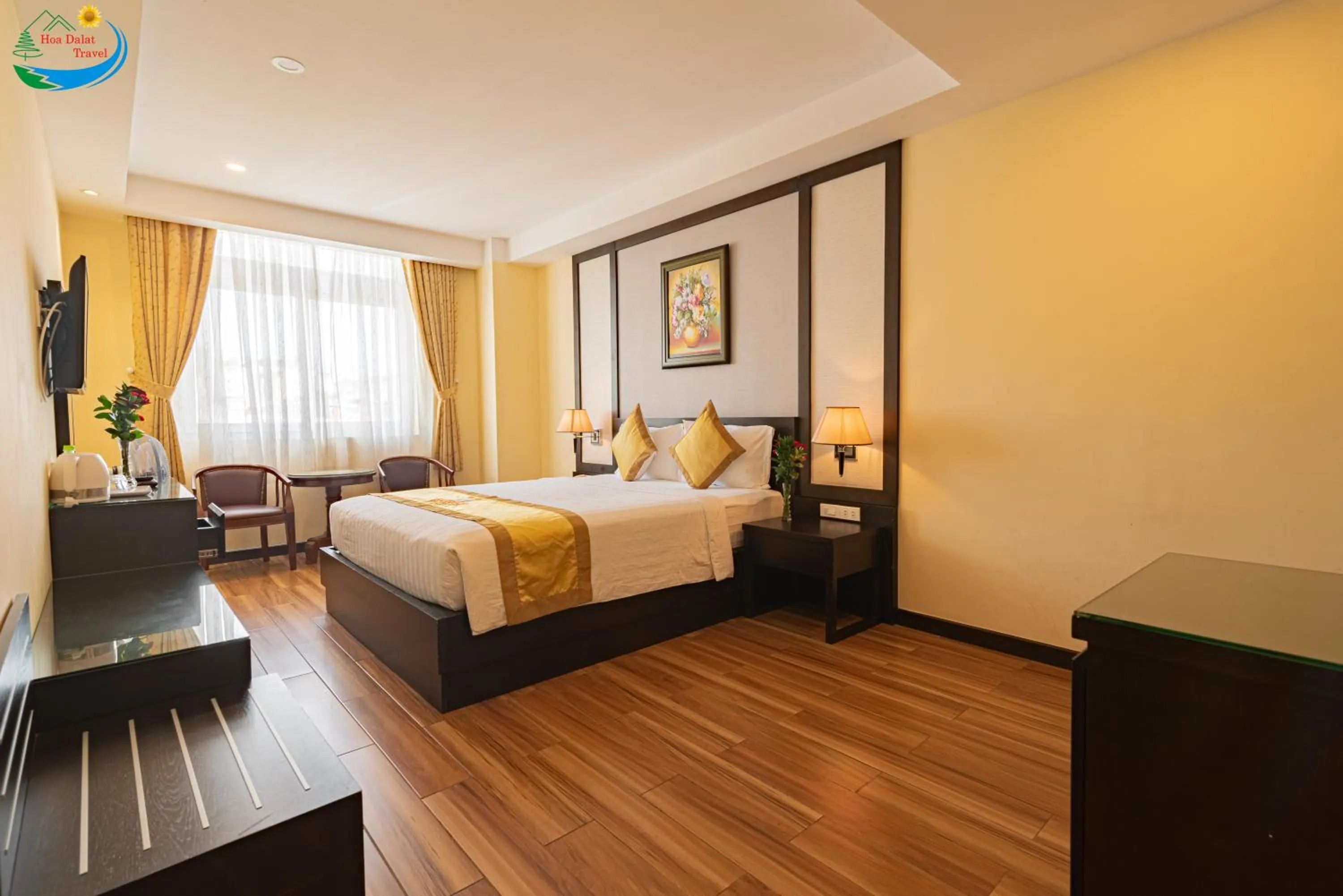 Bed in Hoang Minh Chau Ba Trieu Hotel