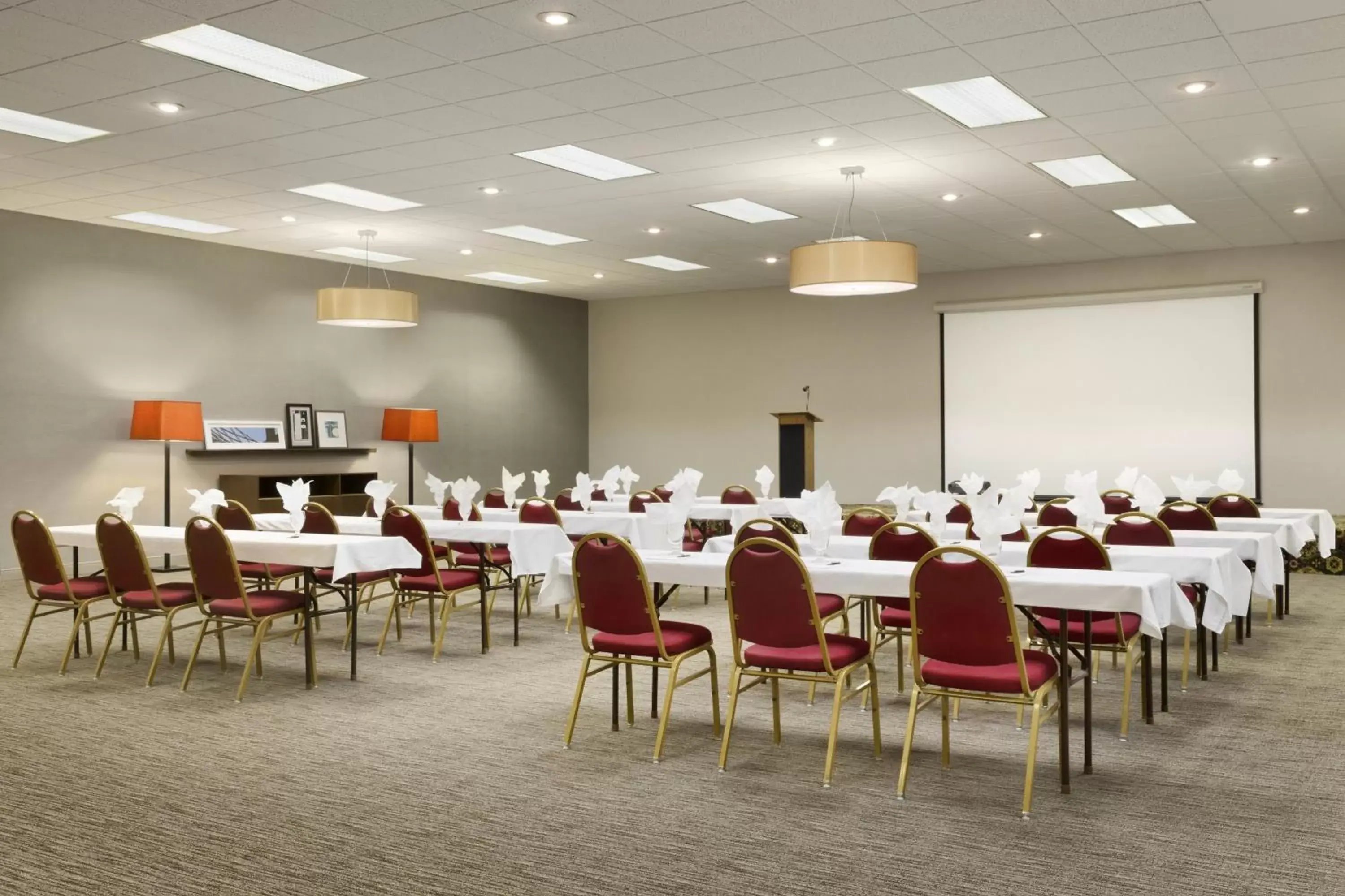 Meeting/conference room in Country Inn & Suites by Radisson, Sidney, NE