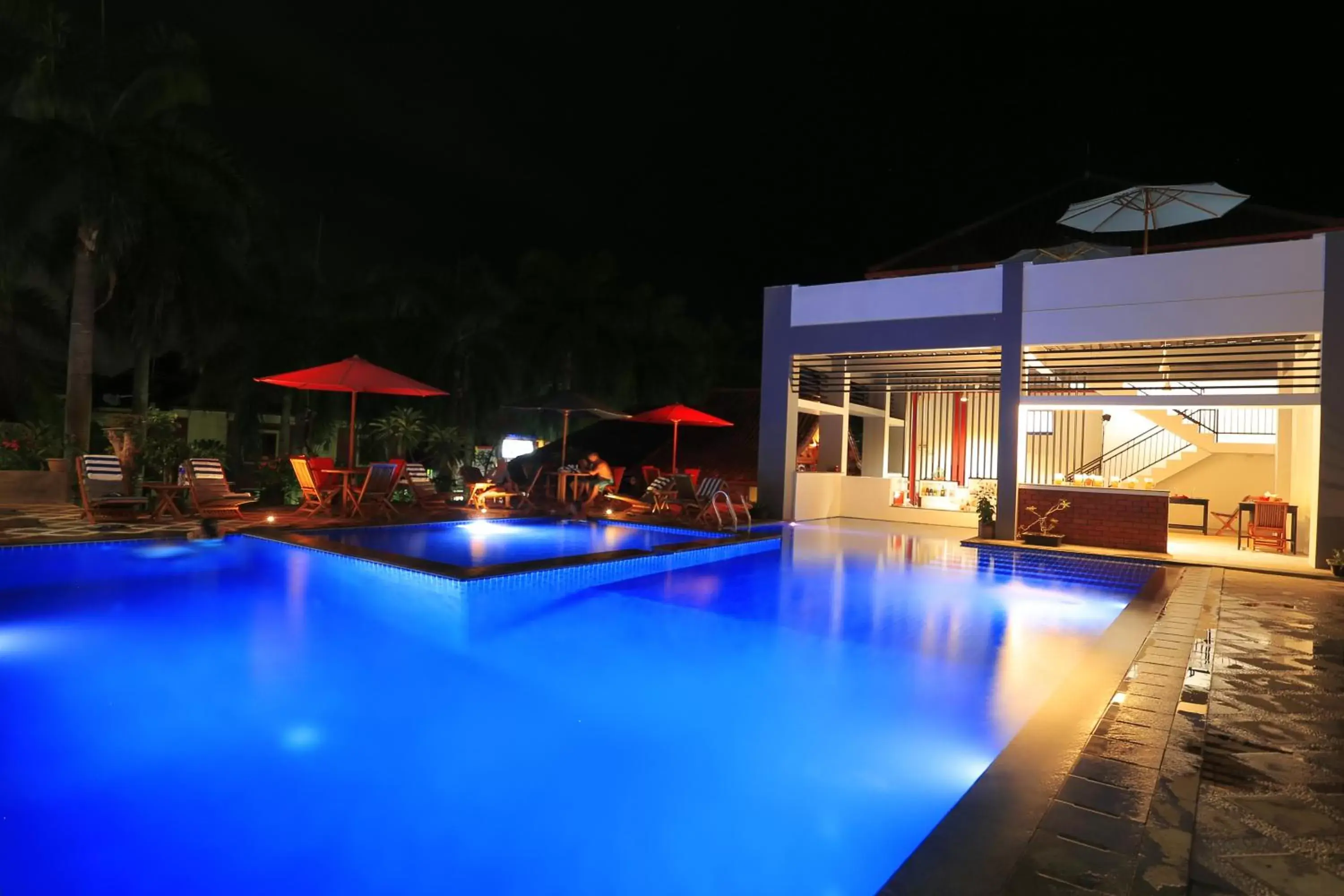 Swimming pool in Jazz Senggigi Hotel Swimming pool in Jazz Senggigi Hotel