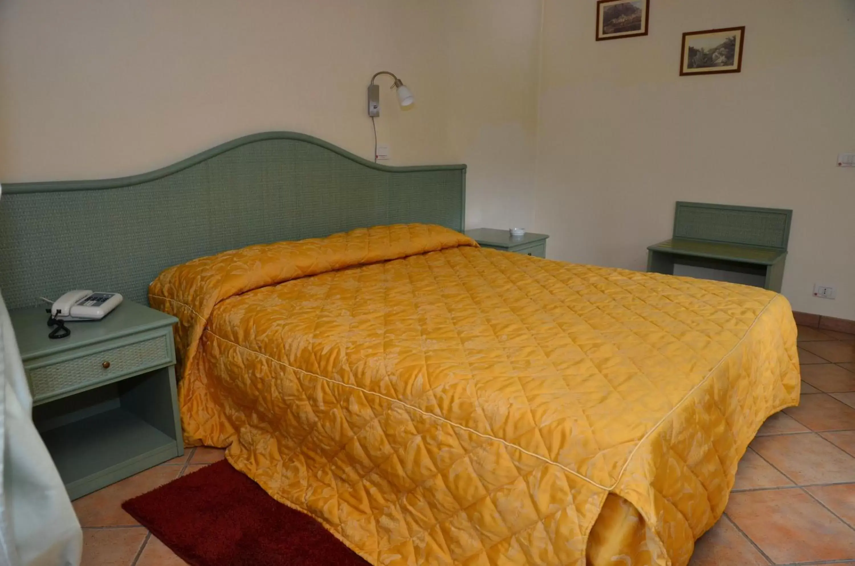 Bed in Hotel Il Ceppo