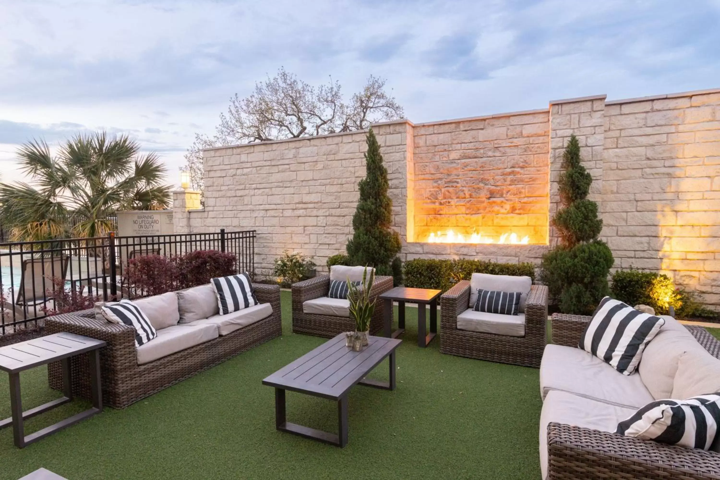 Lounge or bar in SpringHill Suites by Marriott Austin Cedar Park