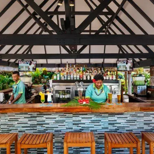 Lounge or bar in Outrigger Fiji Beach Resort