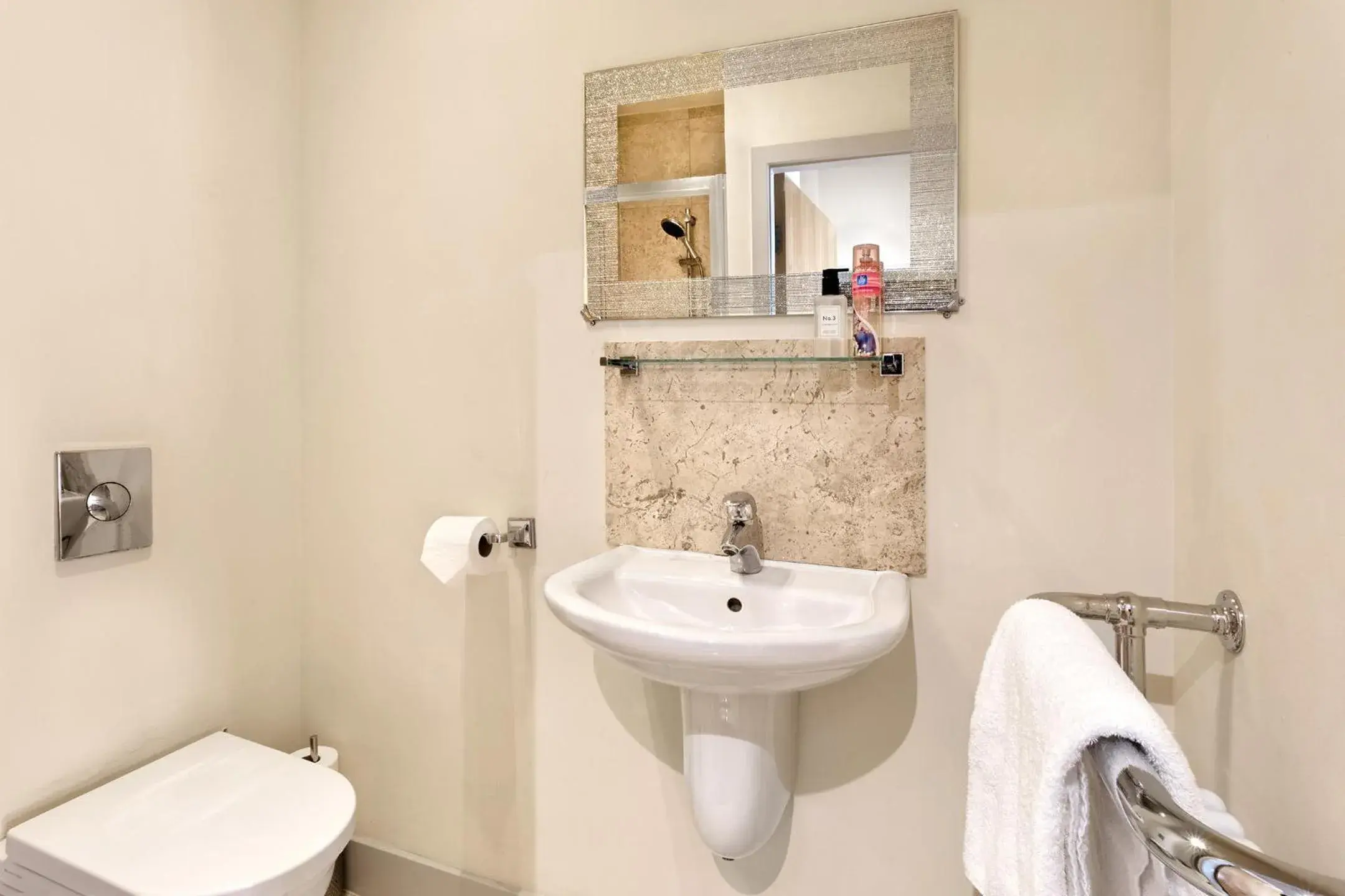 Bathroom in Granville Apartments Harrogate