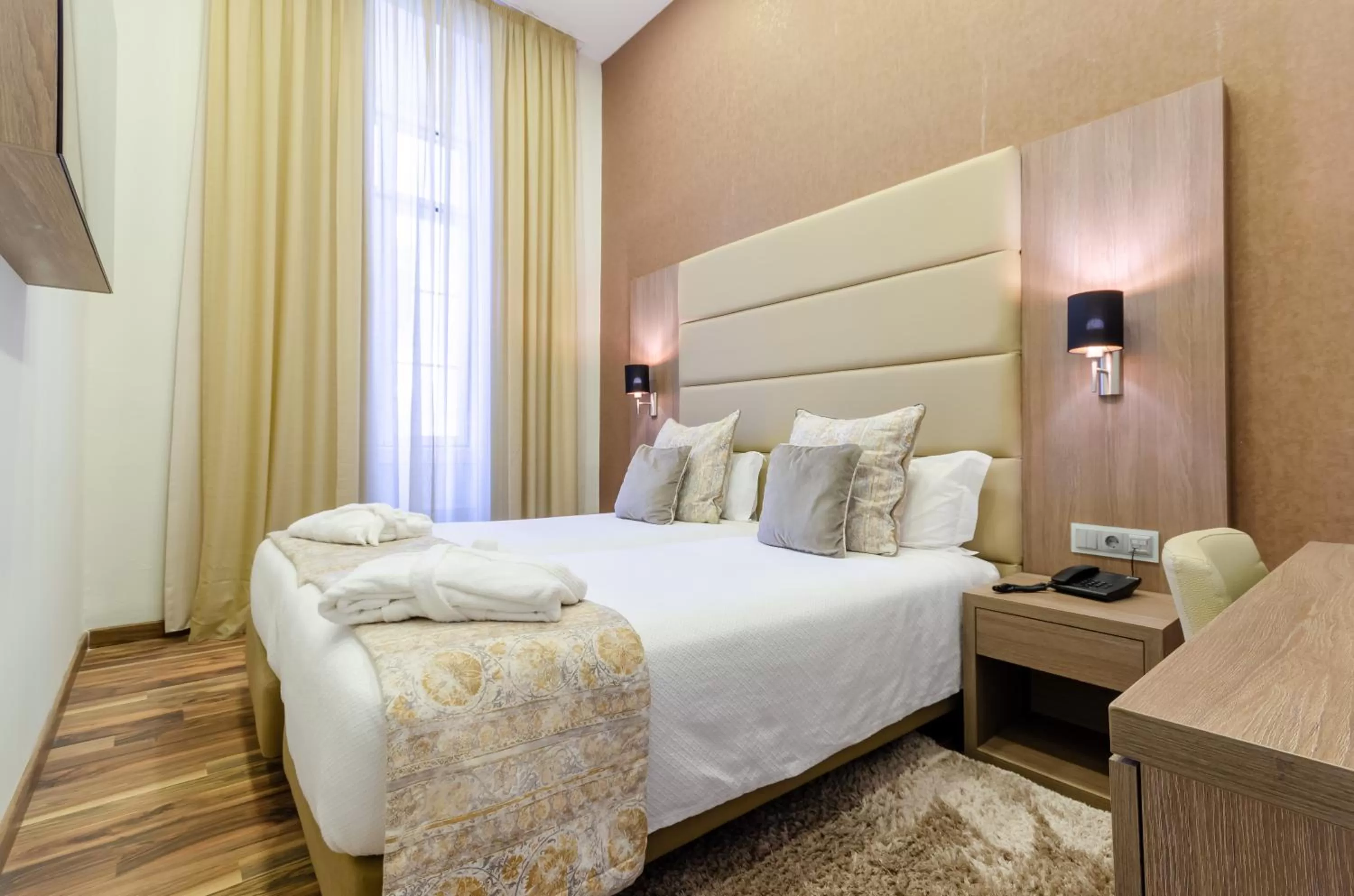 Bedroom, Bed in Hotel INN Rossio