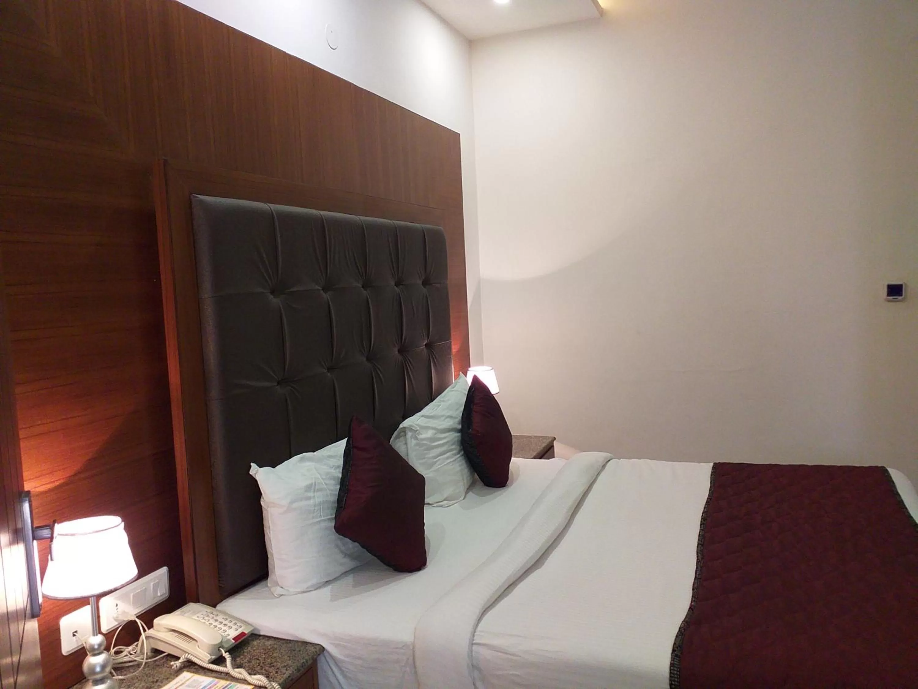 Other, Bed in Grand Hotel Nawanshahr