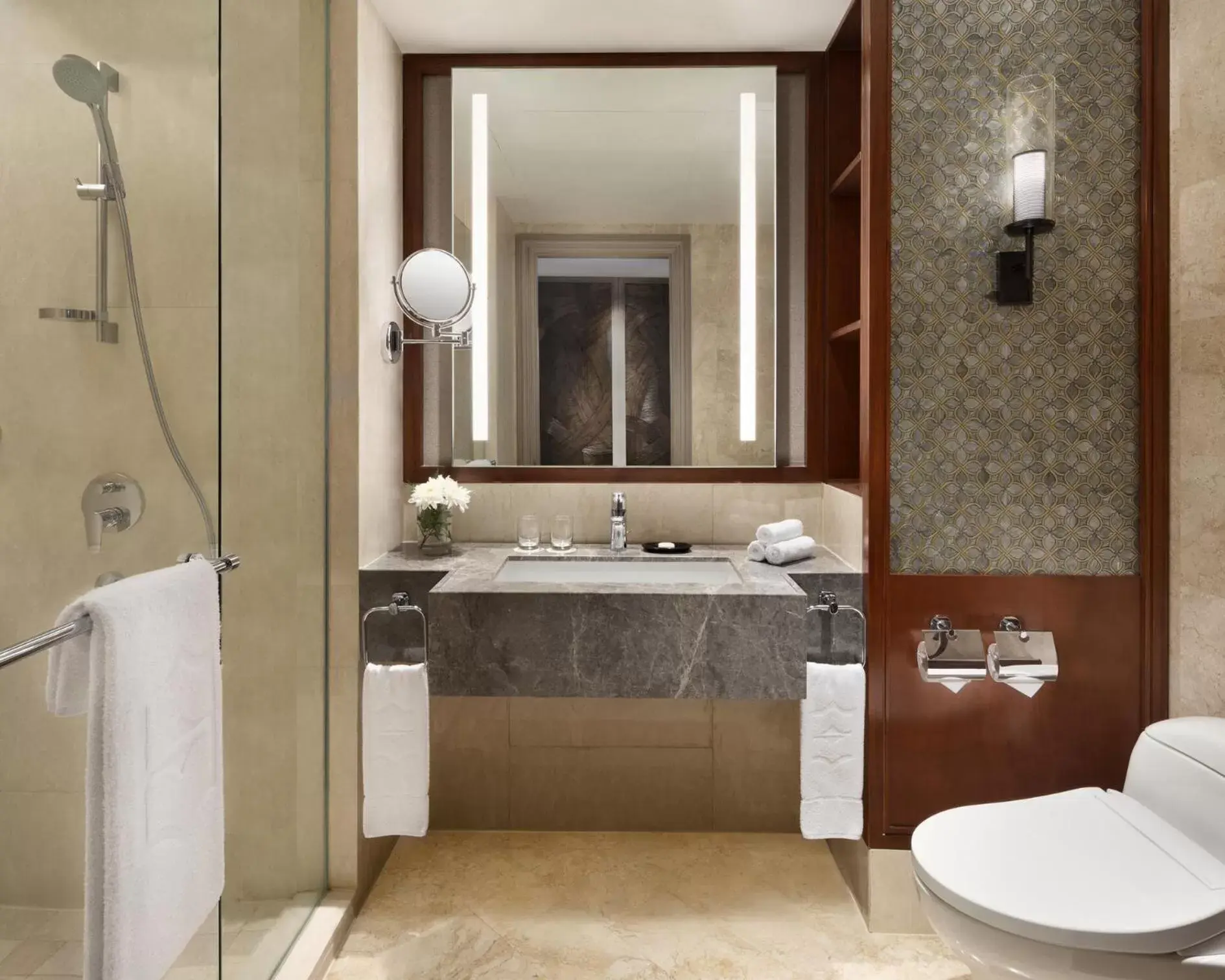 Bathroom in Shangri-la Surabaya