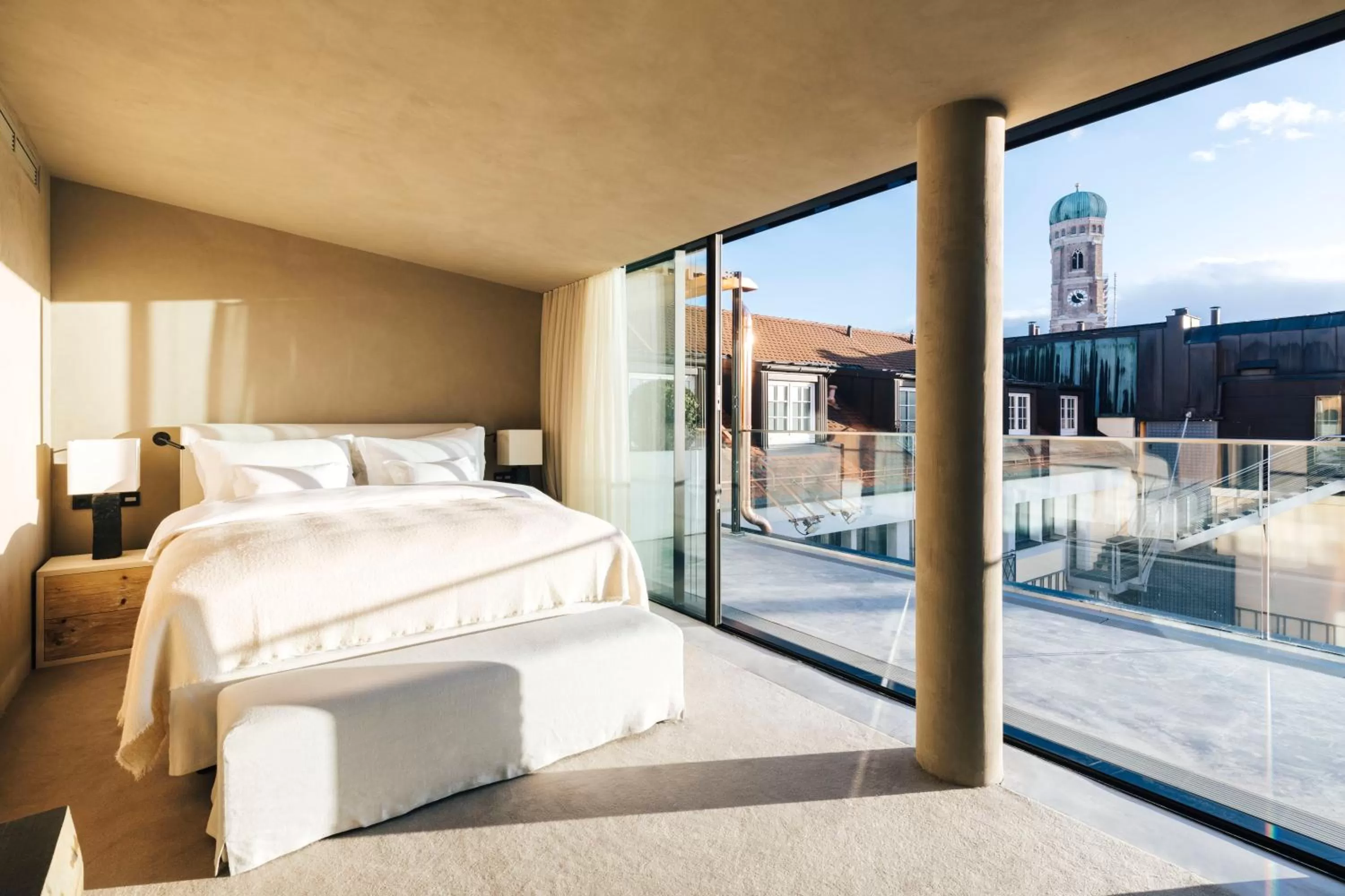 Other, Bed in Hotel Bayerischer Hof