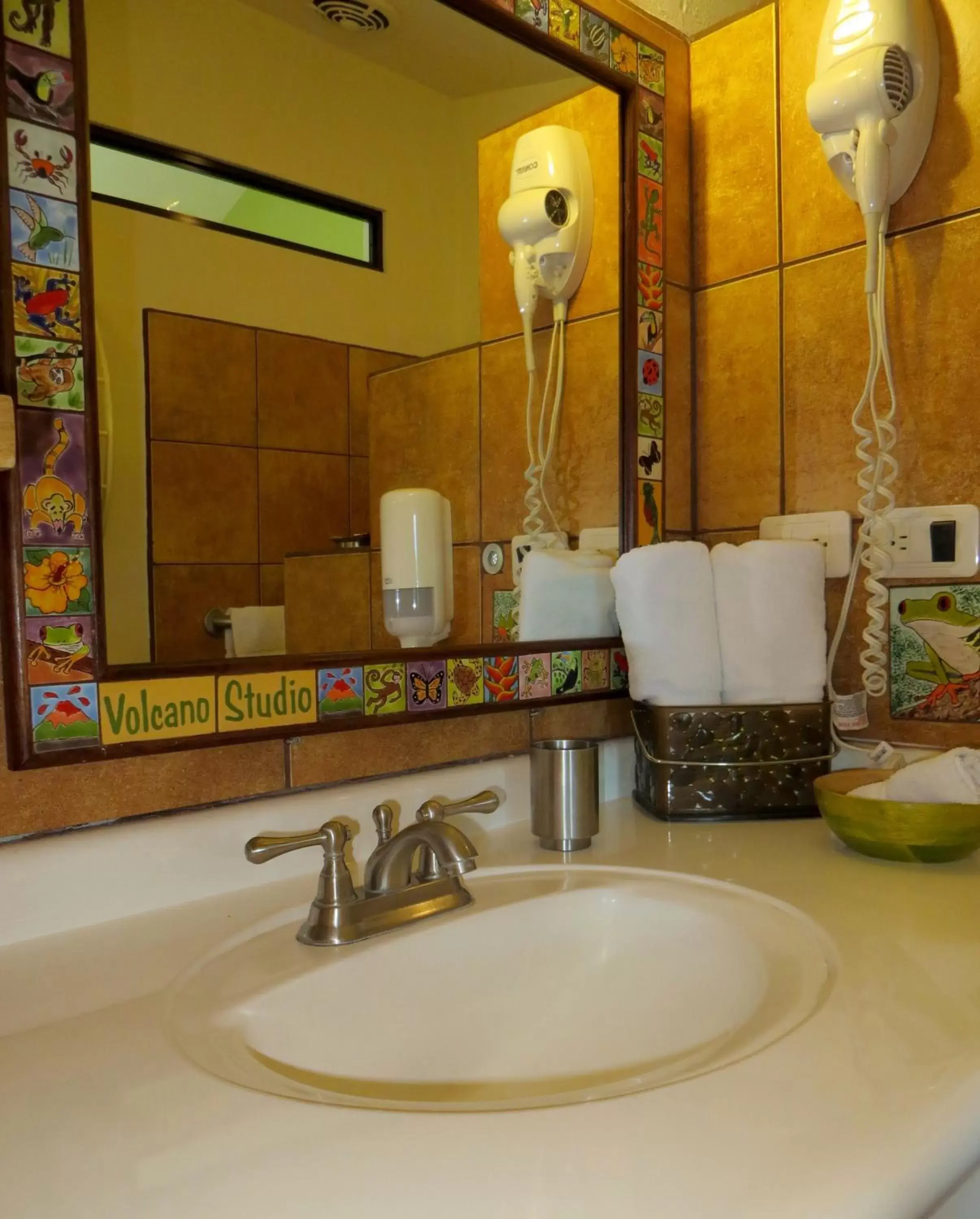 Bathroom in Pura Vida Hotel