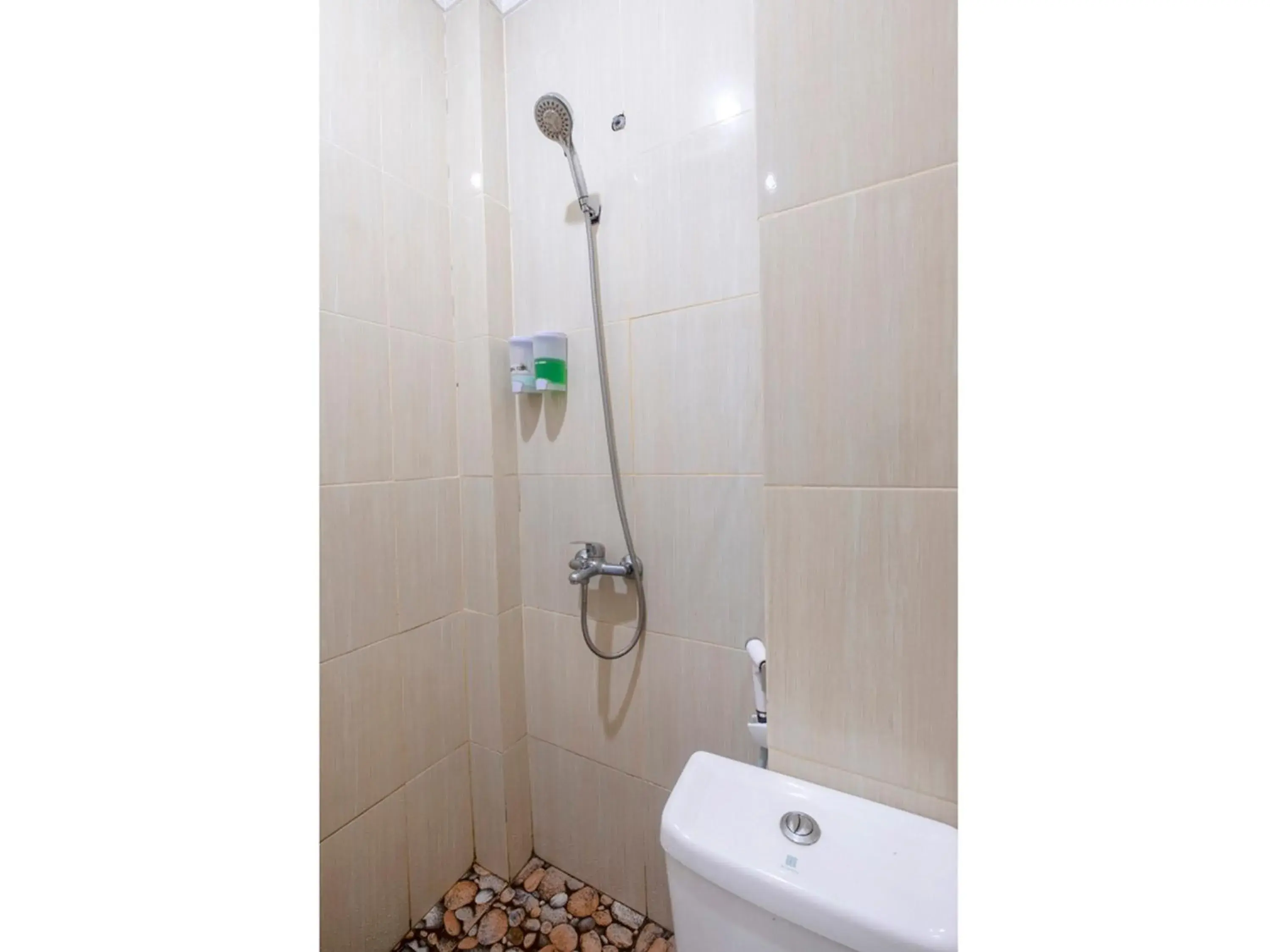 Bathroom in Super OYO 3747 Comfort Residence