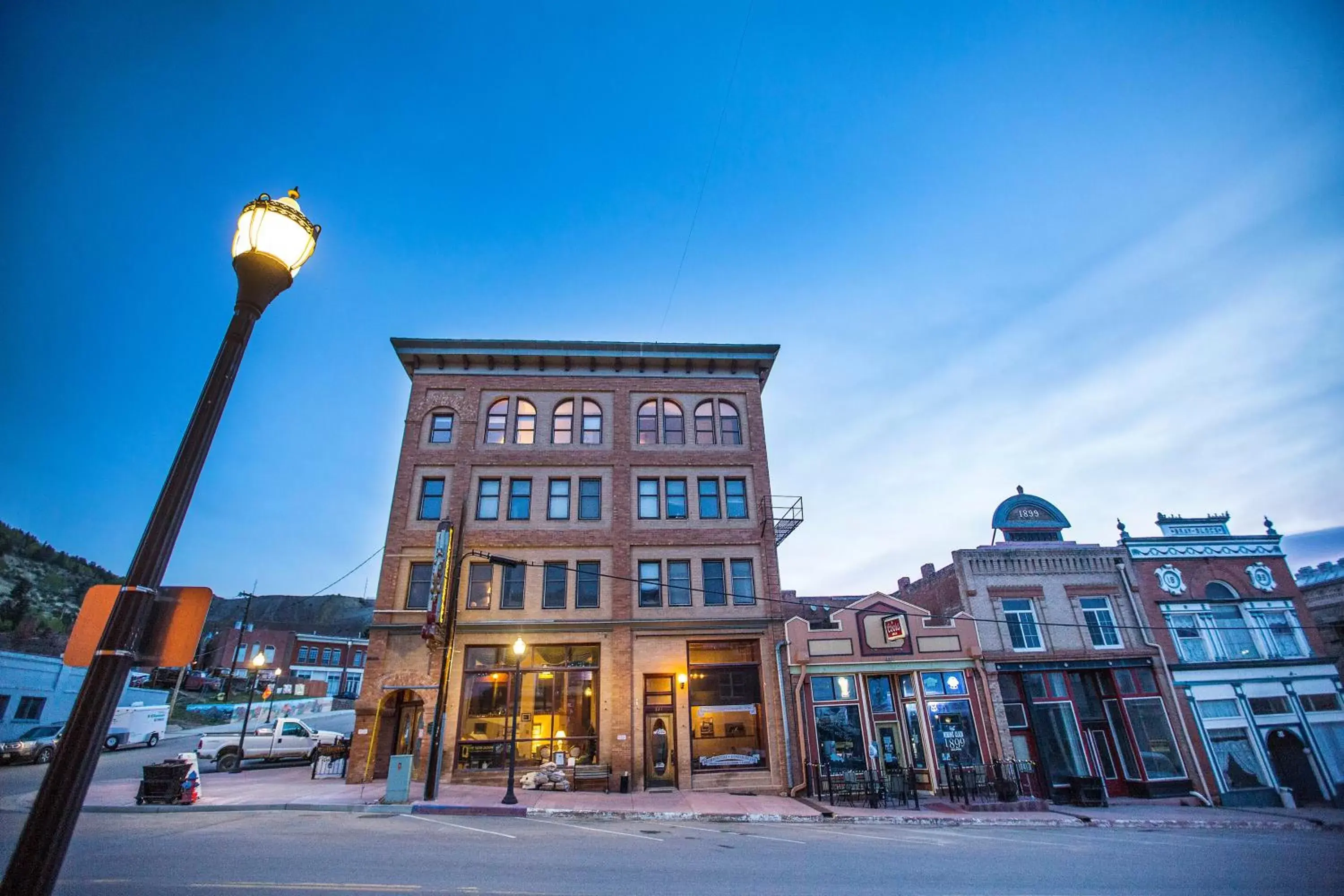 Property Building in The Victor Hotel