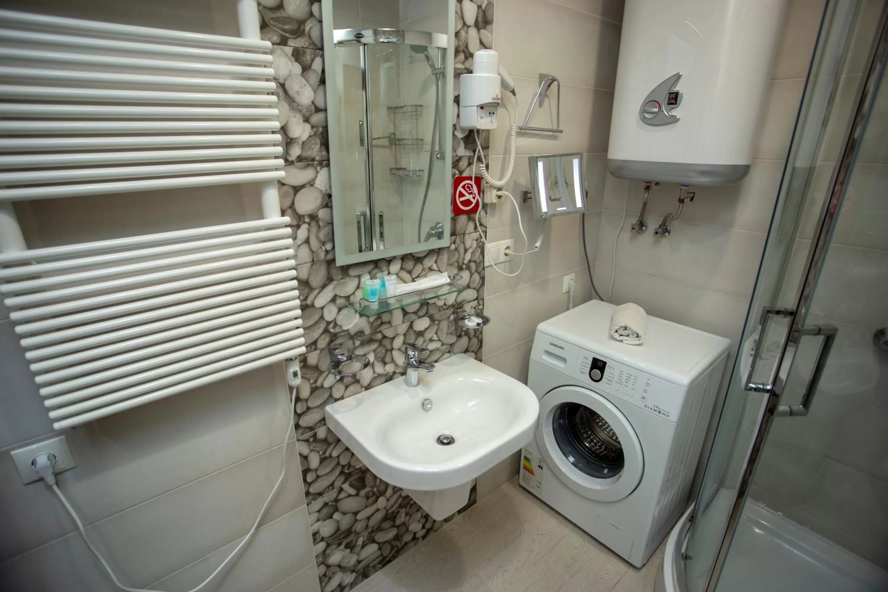 Shower in Blue Star Batumi