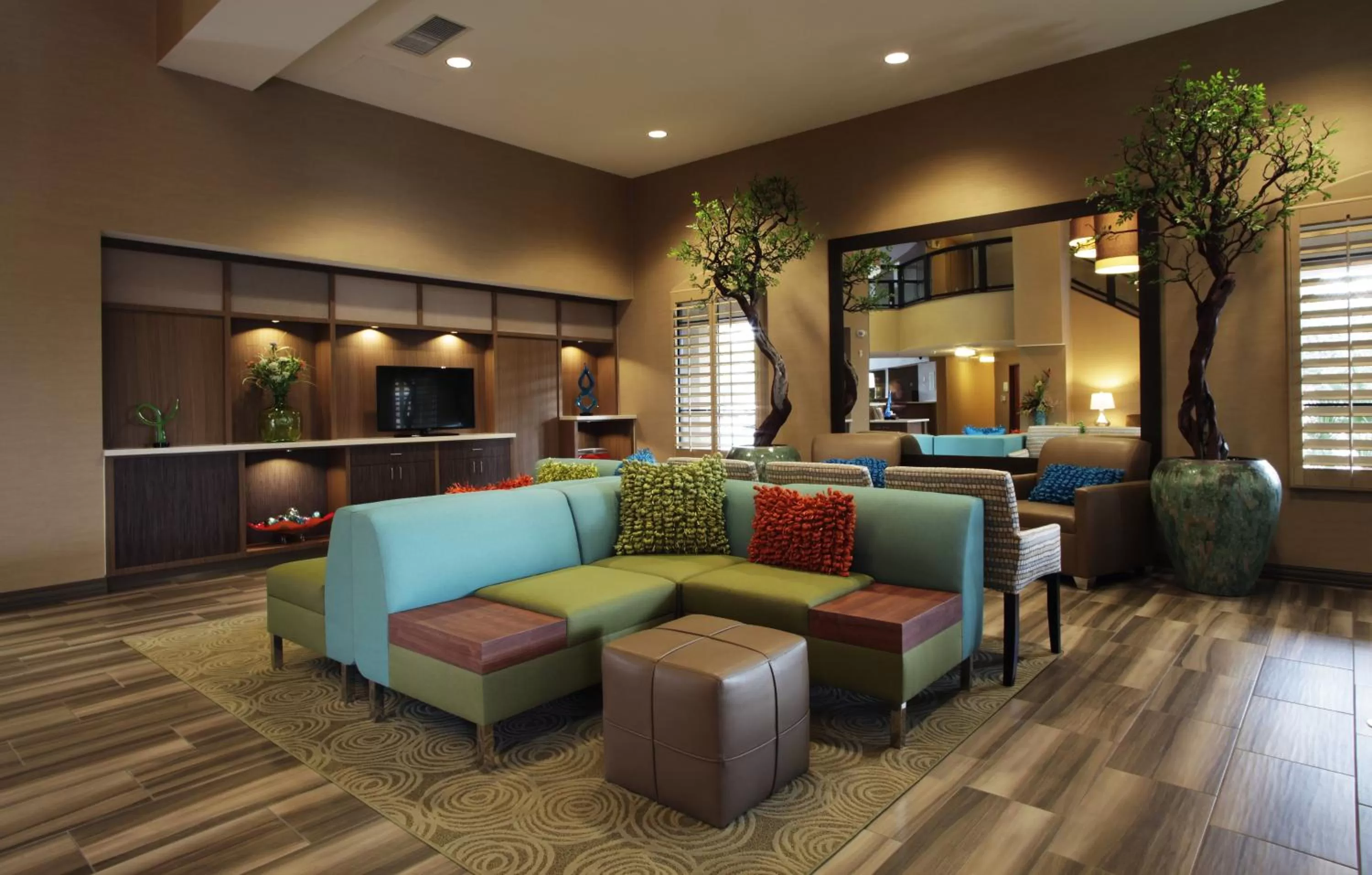 Property building in Holiday Inn Phoenix/Chandler by IHG